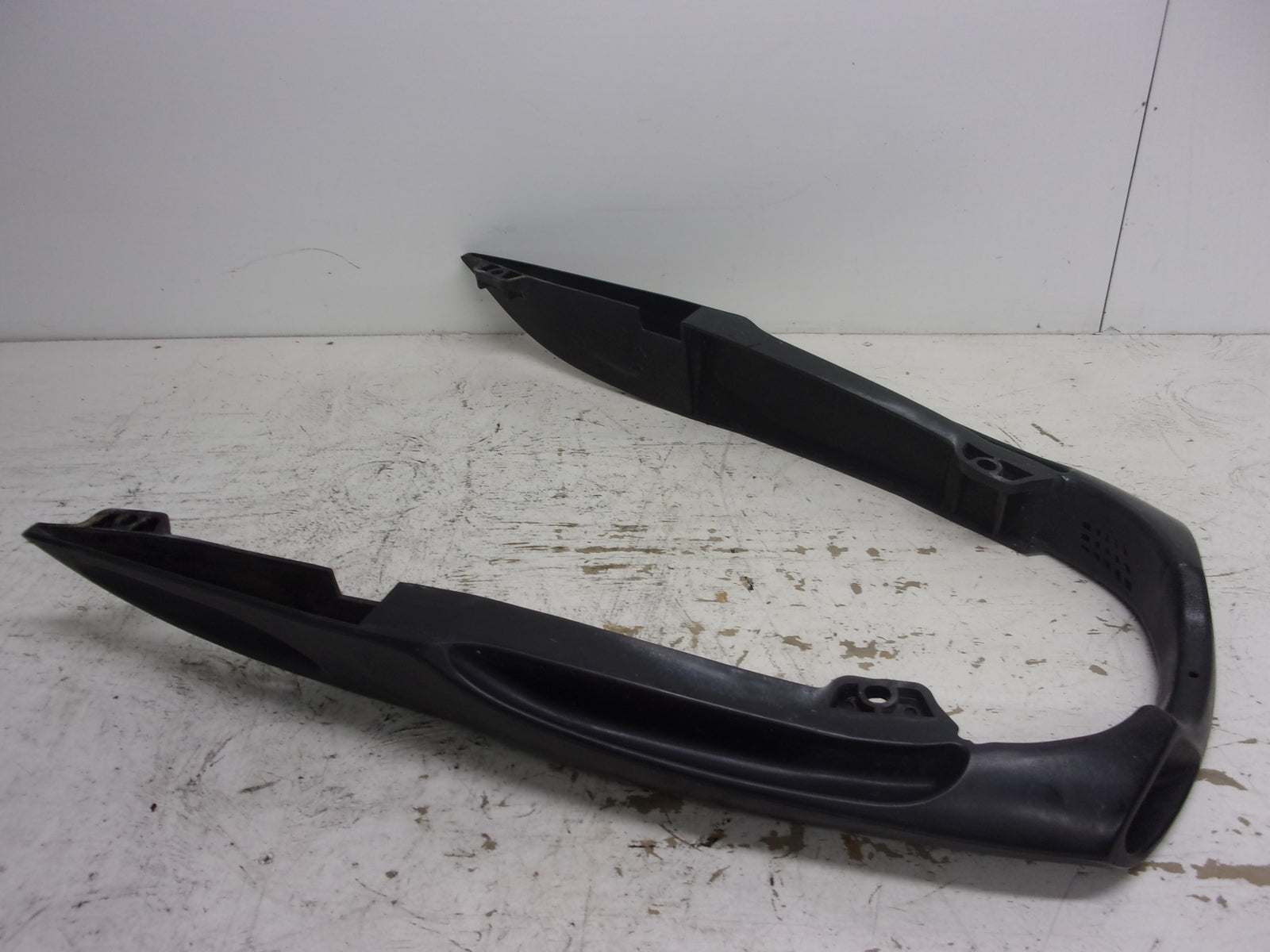 Yamaha WaveRunner 1999-2000 GP 760 OEM Black Rear Grab Handle # GP7-6271B-20-00