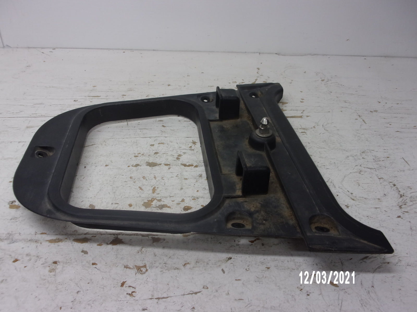 Yamaha WaveRunner PWC 2013-2019 VX FX VXR VXS OEM Deck Beam Part F2S-U890L-04-00