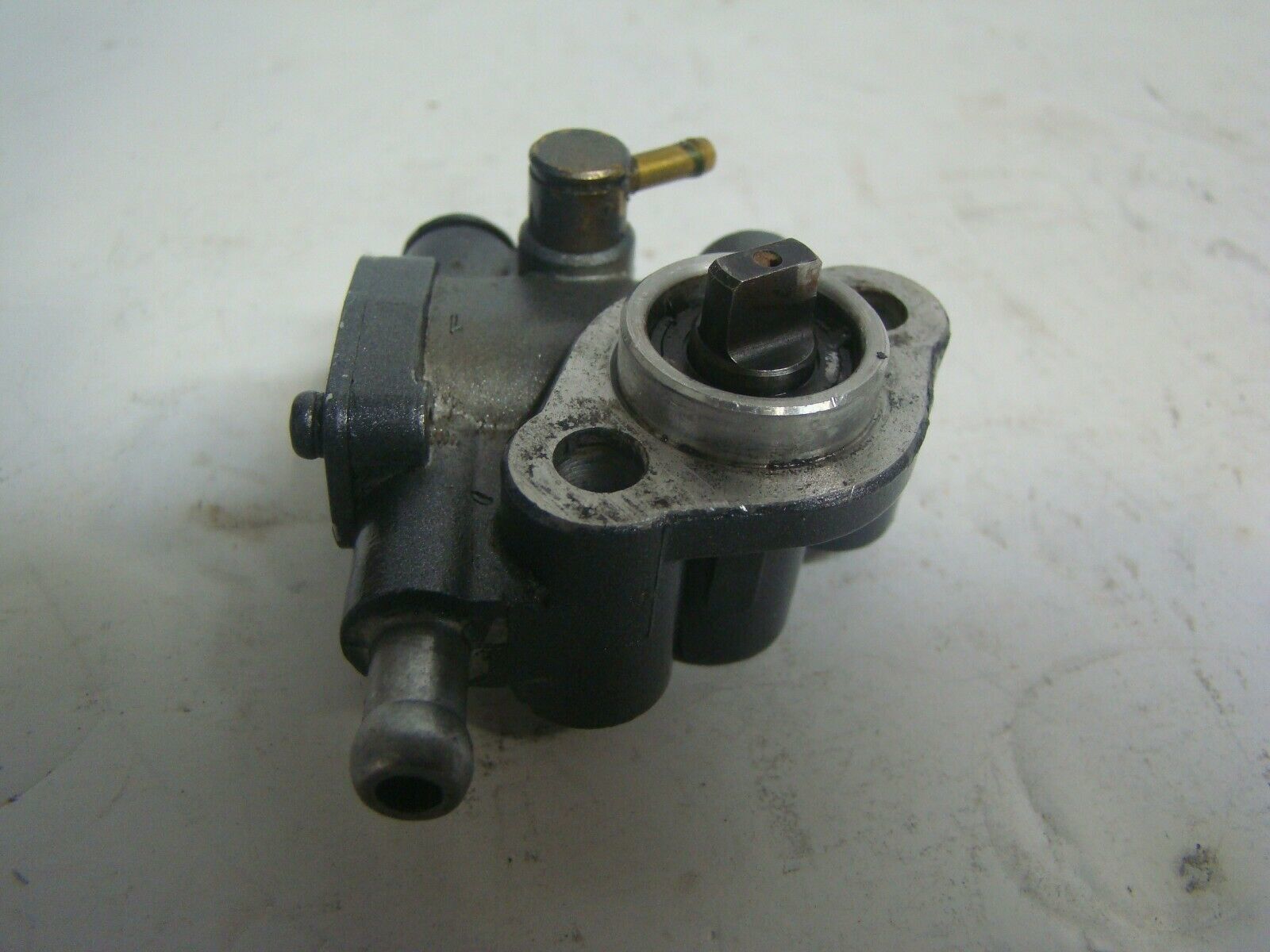 Yamaha 1993-1994 Waverunner III Wave Blaster VXR 700 Oil Pump # 61X-13200-00-00