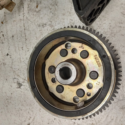 Yamaha Waverunner 1999-2000 XL GP 800 OEM Stator + Stator Cover 66E-81337-10-8P