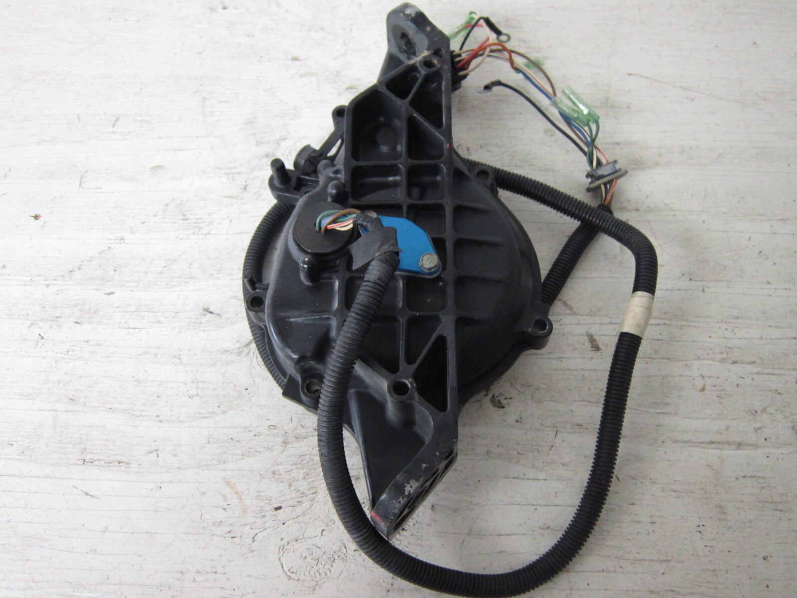 Yamaha WaveRunner 1999-2000 GP XL OEM Stator + Stator Cover # 66E-8552A-00-94