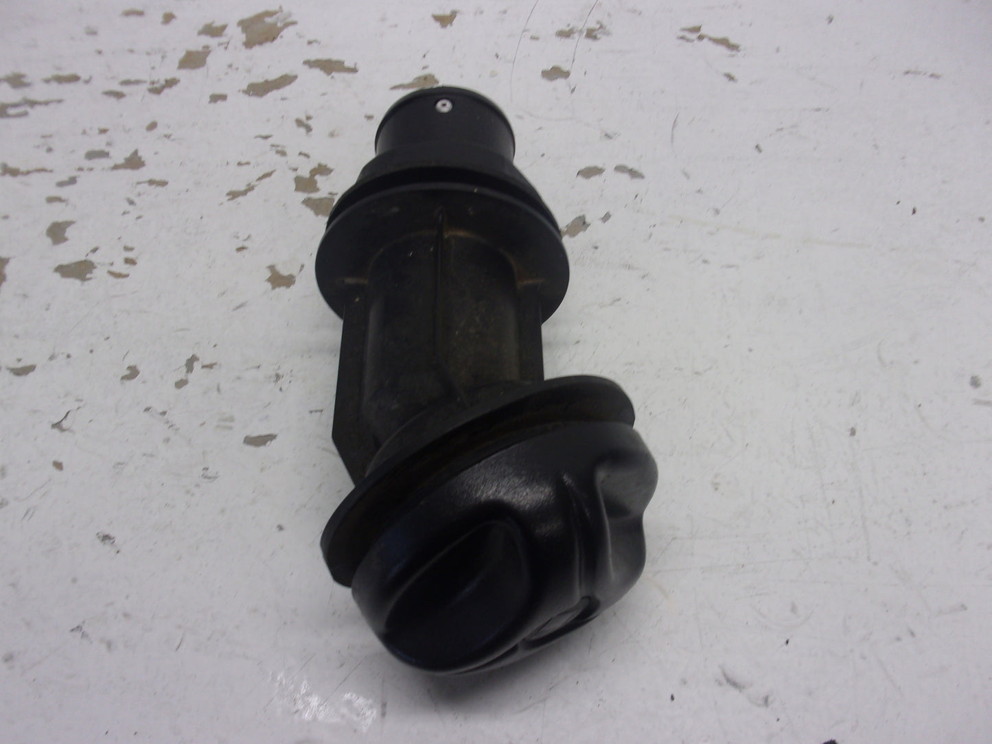 Sea Doo Bombardier 2012-2020 Wake RXP RXT GTI GTR GTX Fuel Neck + Cap 275500845
