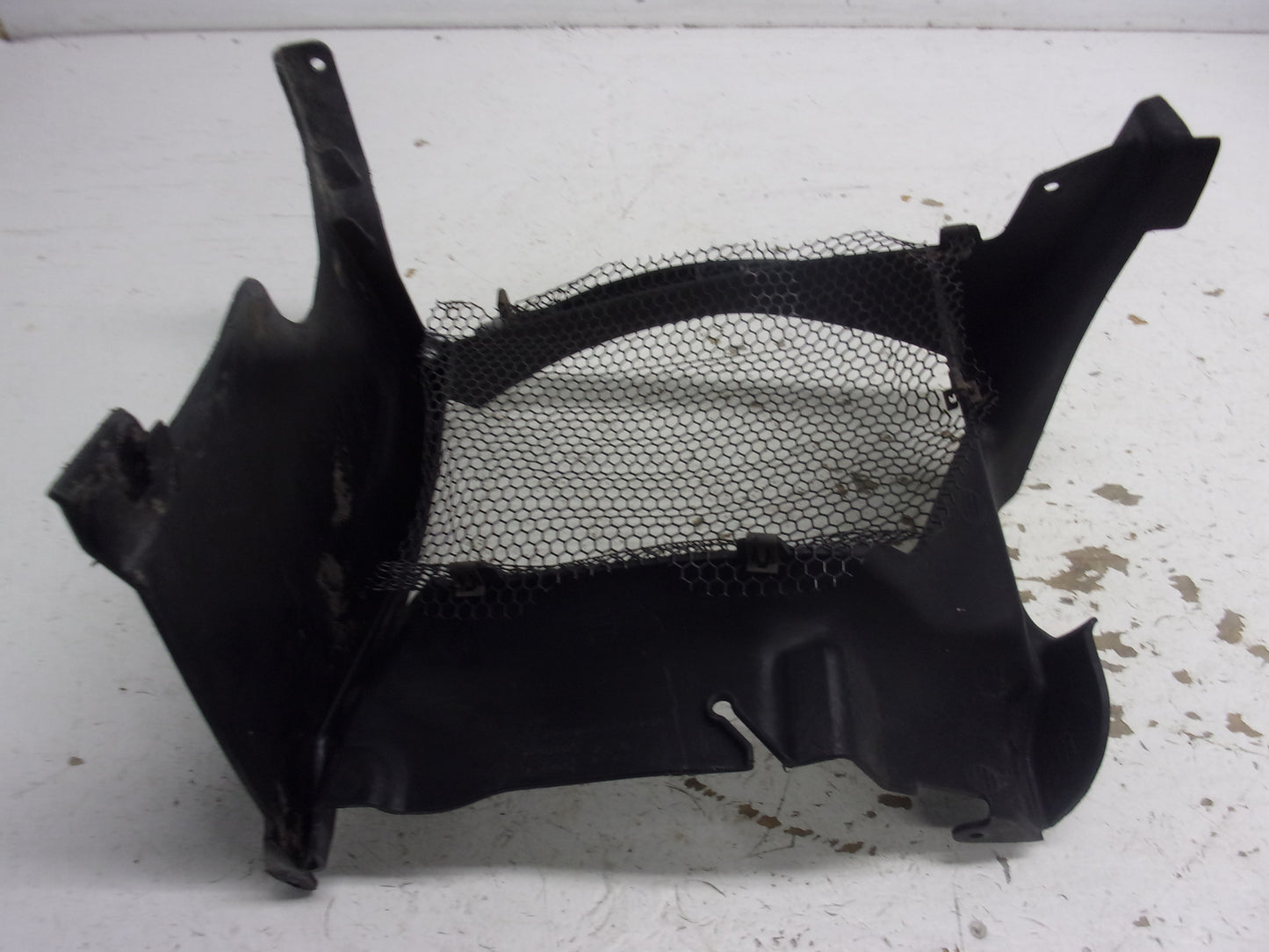 Can-Am Roadster 2008-2010 Spyder RS GS OEM Left Radiator Hub Cap Part# 705001485