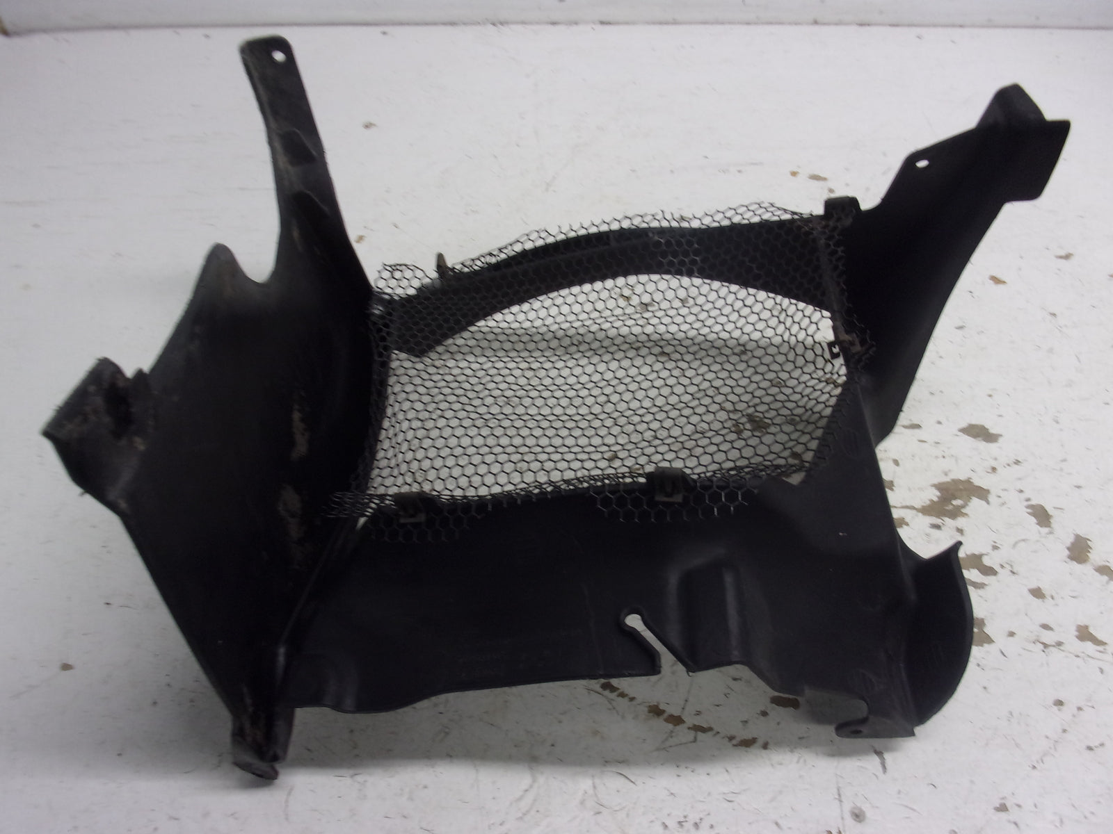 Can-Am Roadster 2008-2010 Spyder RS GS OEM Left Radiator Hub Cap Part# 705001485
