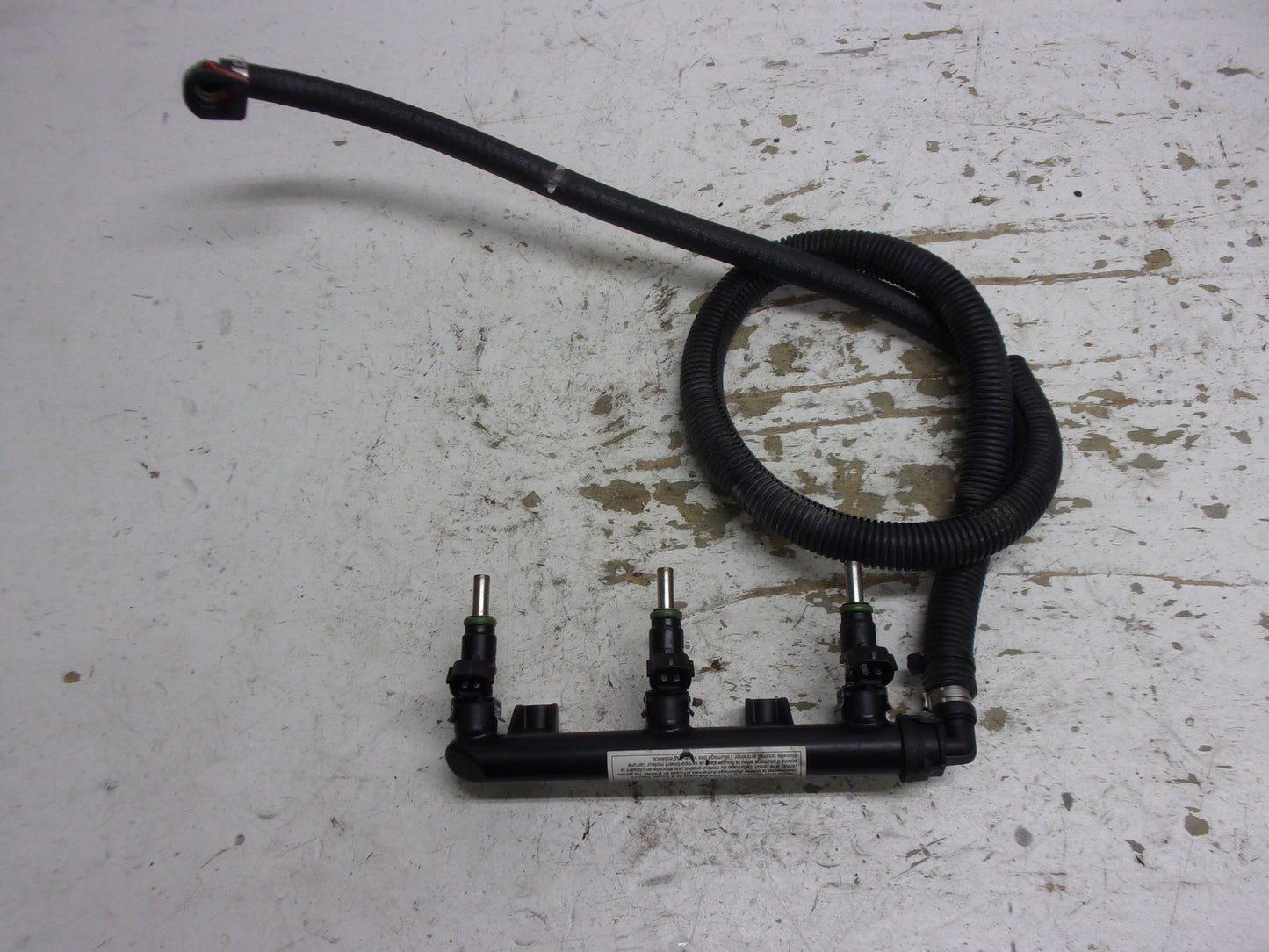 Sea Doo Bombardier 2019-2022 Spark OEM Fuel Rail + Fuel Injectors # 420874855