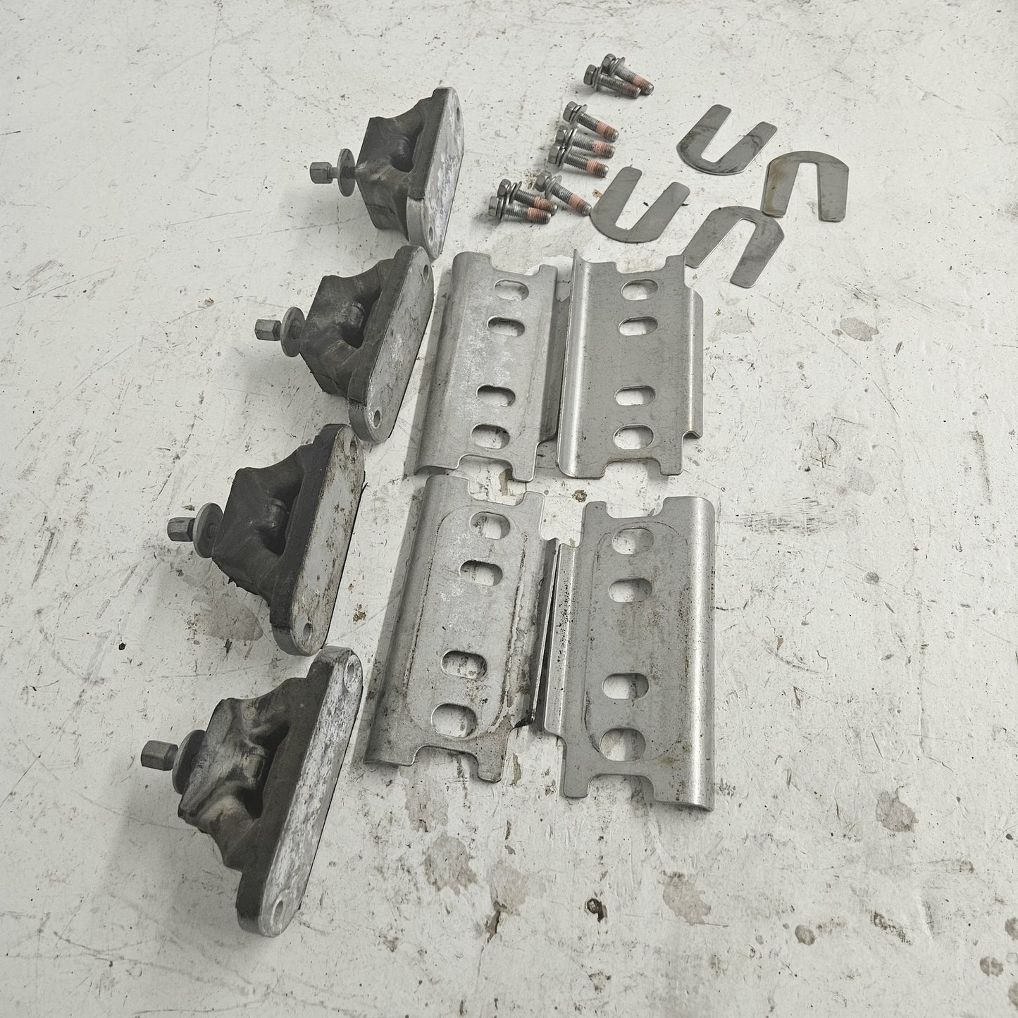 Yamaha WaveRunner 2012-2022 FX EX GP VX OEM Engine Mount Set # 67X-44517-10-00