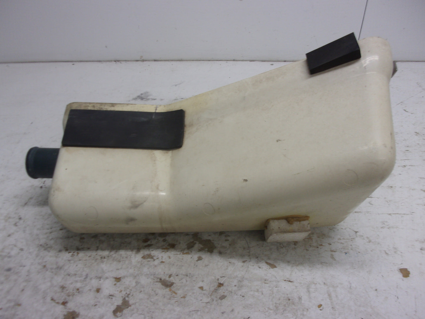 Yamaha Waverunner 1989-1993 Wave Runner 500 OEM Water Lock Box EU0-67550-03-00