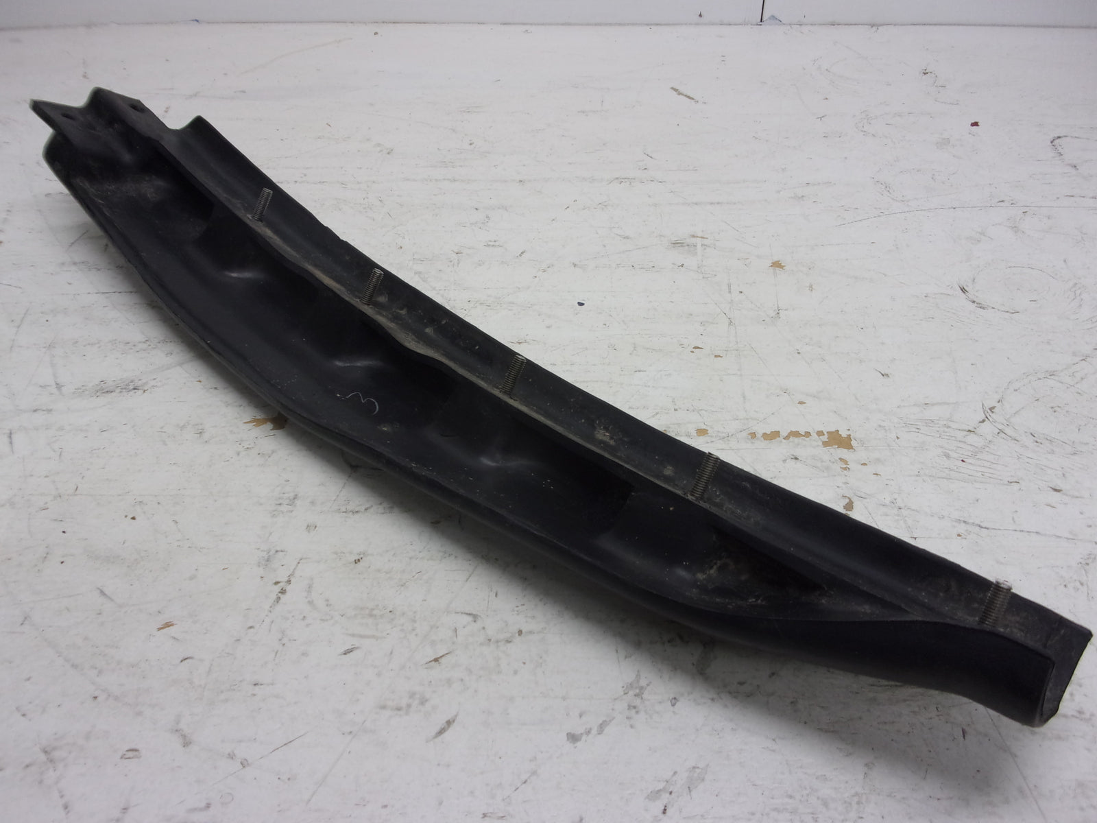 Yamaha Waverunner 1992-1993 WR3 650 OEM Black Right Side Bumper GA9-U251C-20-00