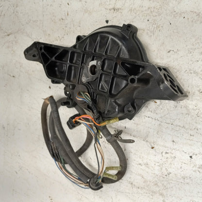 Yamaha Waverunner 1999-2000 XL GP 800 OEM Stator + Stator Cover 66E-81337-10-8P