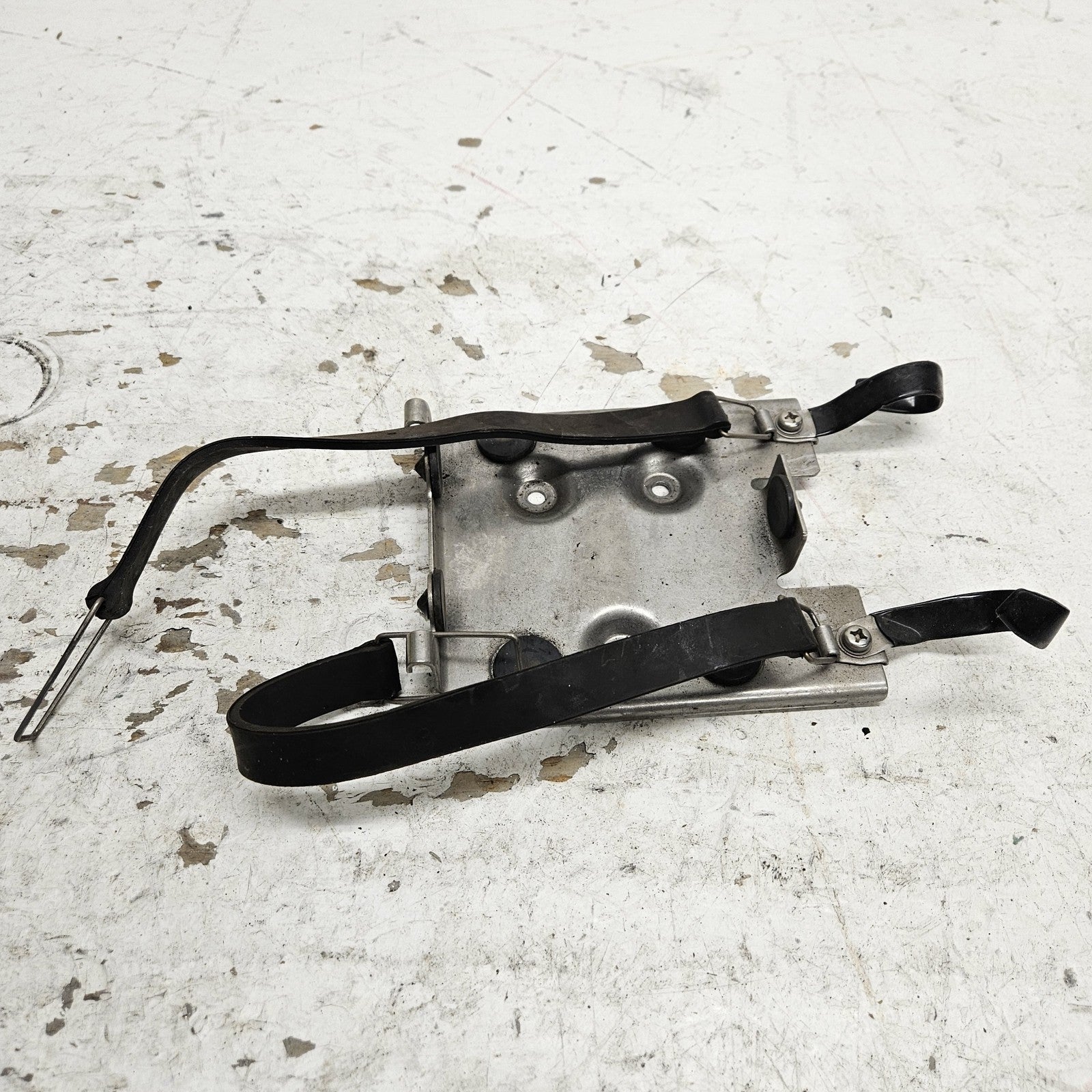 Kawasaki Jet Ski 1994-1997 ZXI 750-1100 Oil Tank Bracket + Straps # 11048-3773