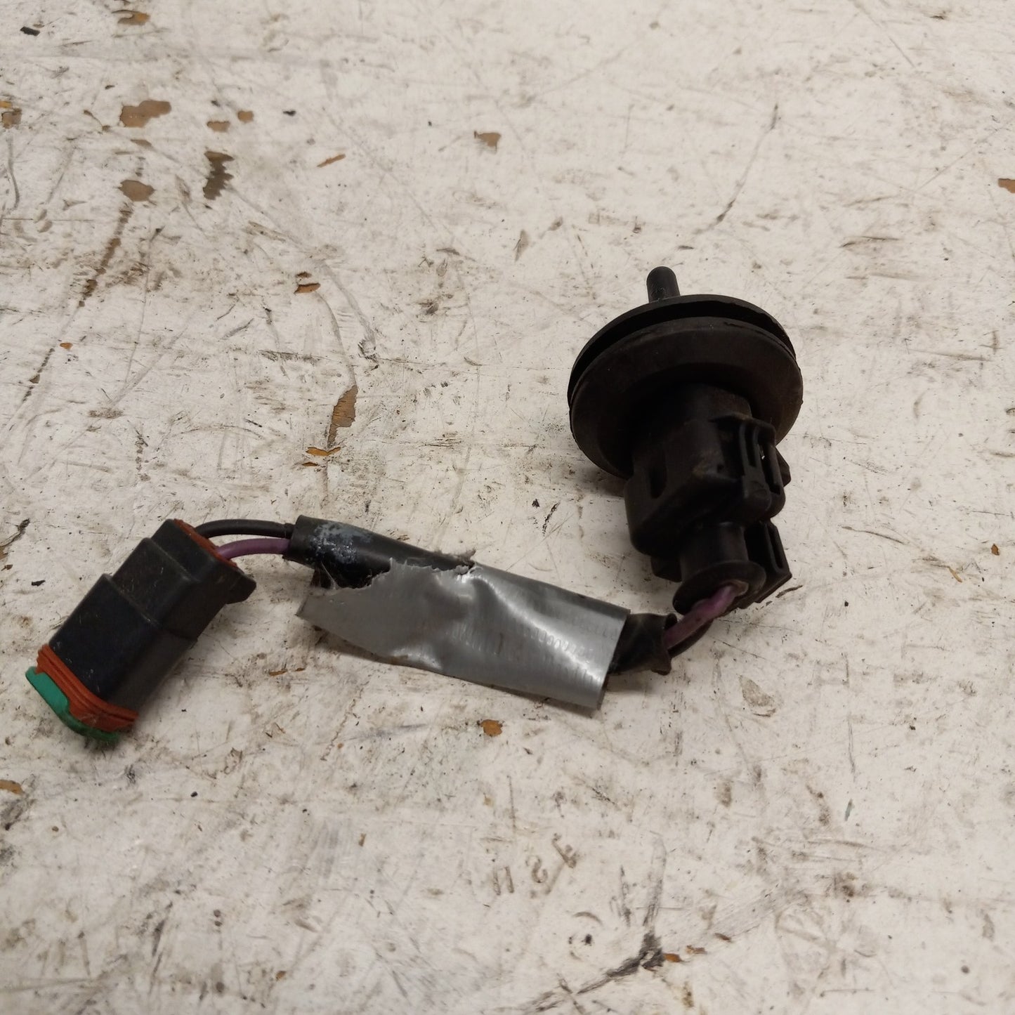 Ski-Doo Snowmobile 1997-2007 MXZ Summit Legend OEM Air Sensor Part# 270600000