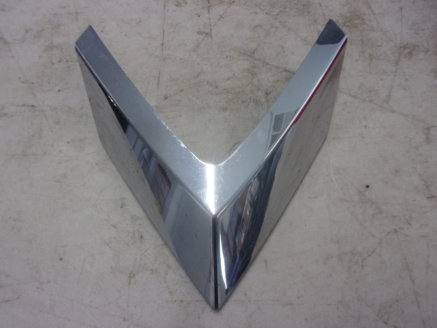 Yamaha Waverunner 2006-2008 FX Center Ornament F1X-U517V-00-00