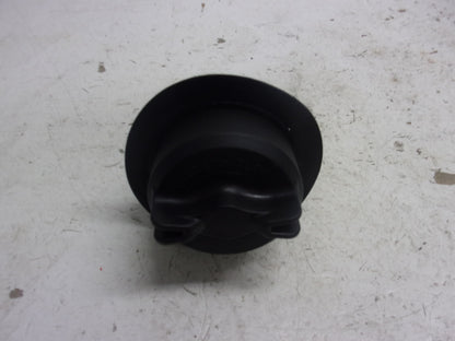 Yamaha WaveRunner 2015-2020 VX VXS VXR GP OEM Fuel Cap + Socket F2X-U7831-00-00