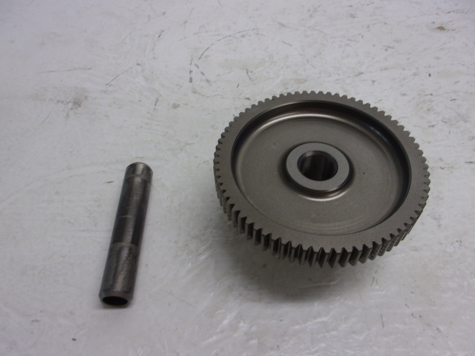 Yamaha Waverunner 2016-2022 VX EX V1 OEM Idler Gear Assembly # 2HC-15512-00-00
