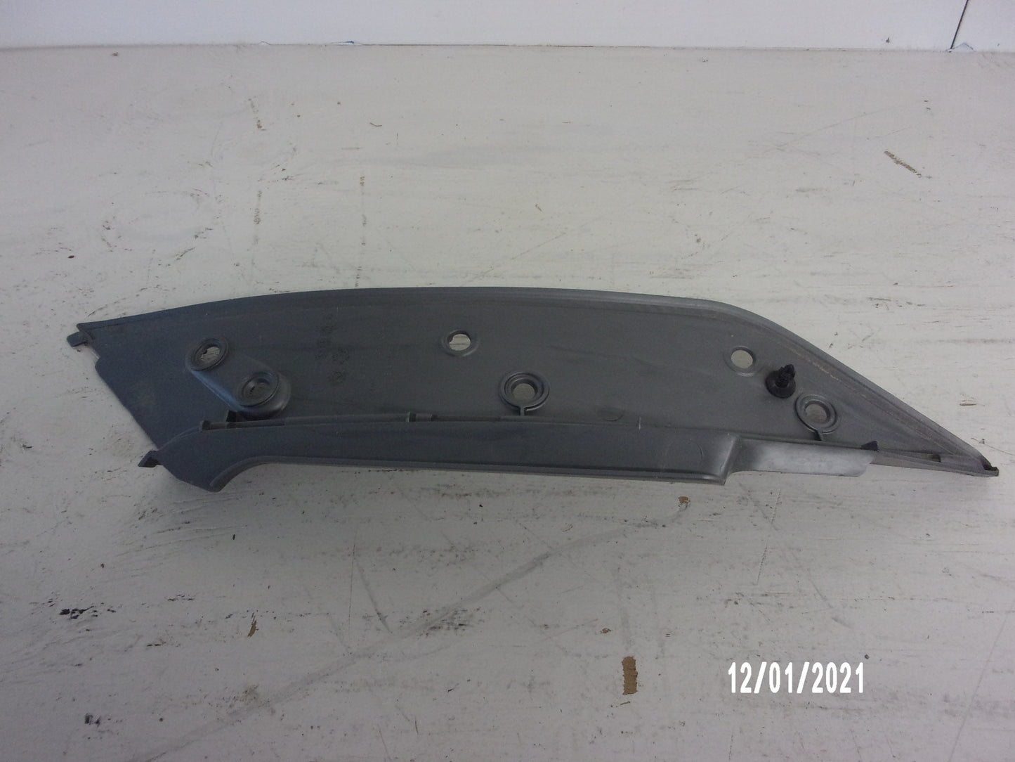 Sea Doo Bombardier PWC 2004 RXP OEM Left Hand Metallic Moulding # 291002004