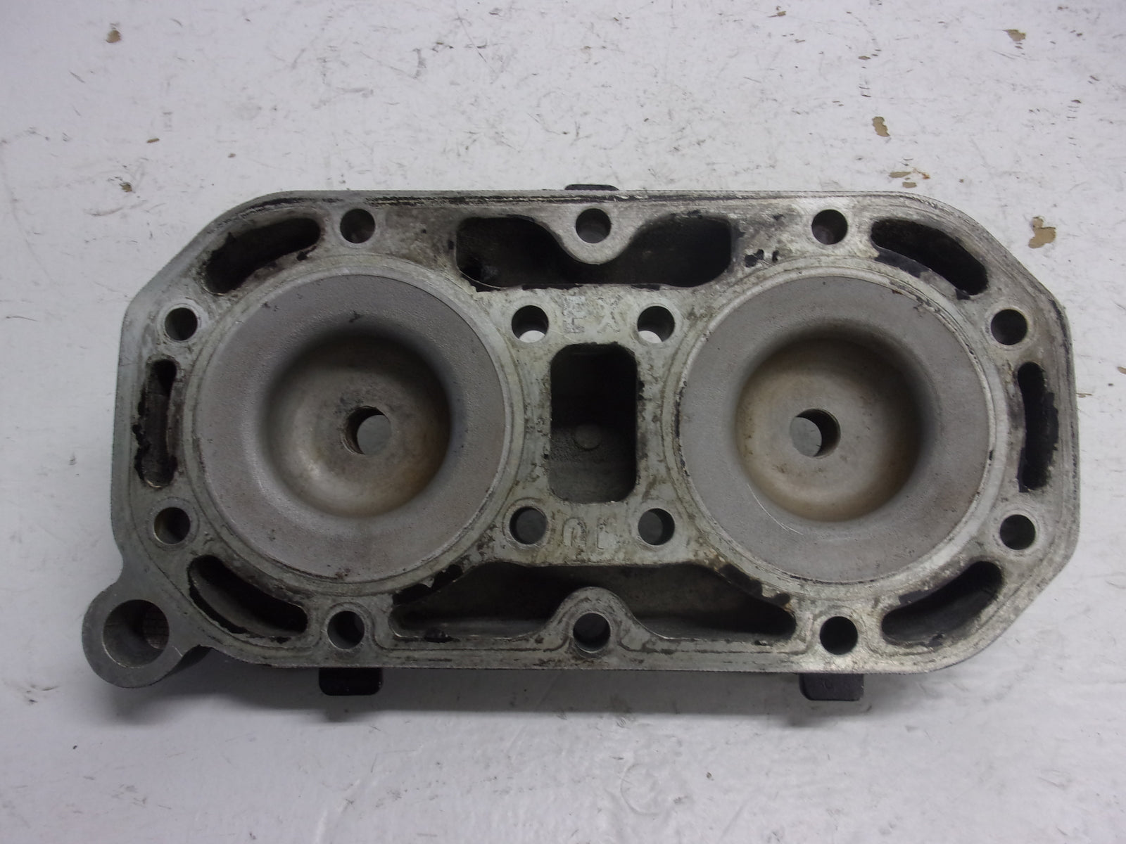 Kawasaki PWC 1991-1995 X2 TS SC Jet Mate 650SX OEM Cylinder Head # 11001-3716