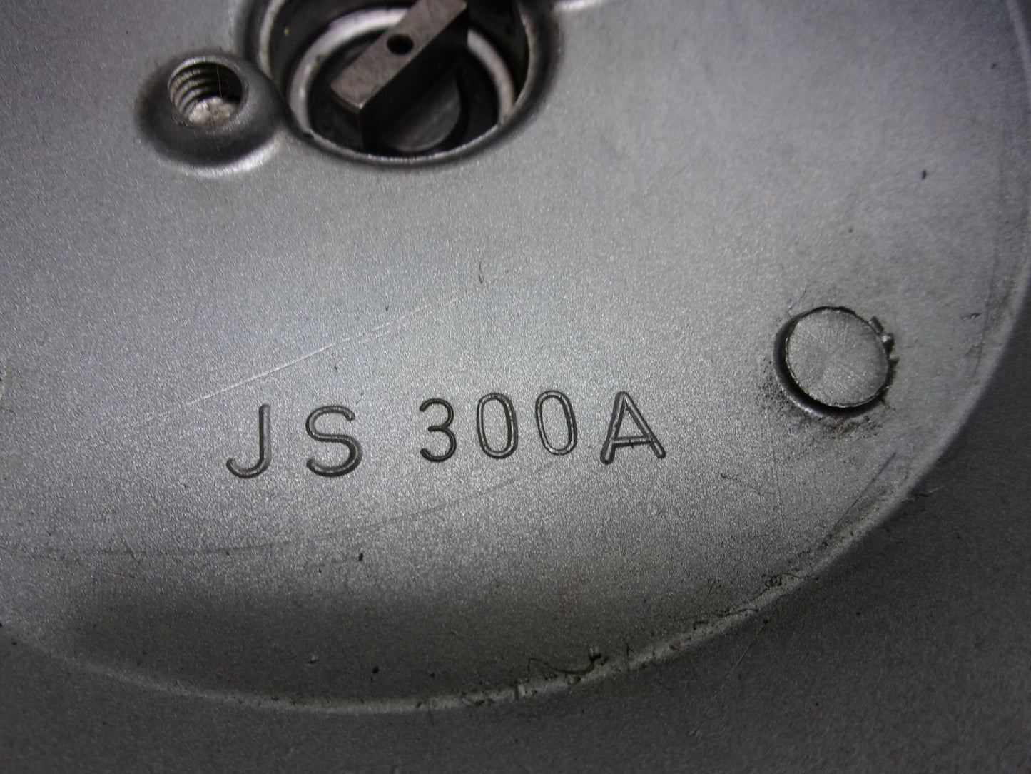 Kawasaki Jet Ski 1986-1990 JS300 300SX OEM Generator Cover + Oil Pump 14031-3703