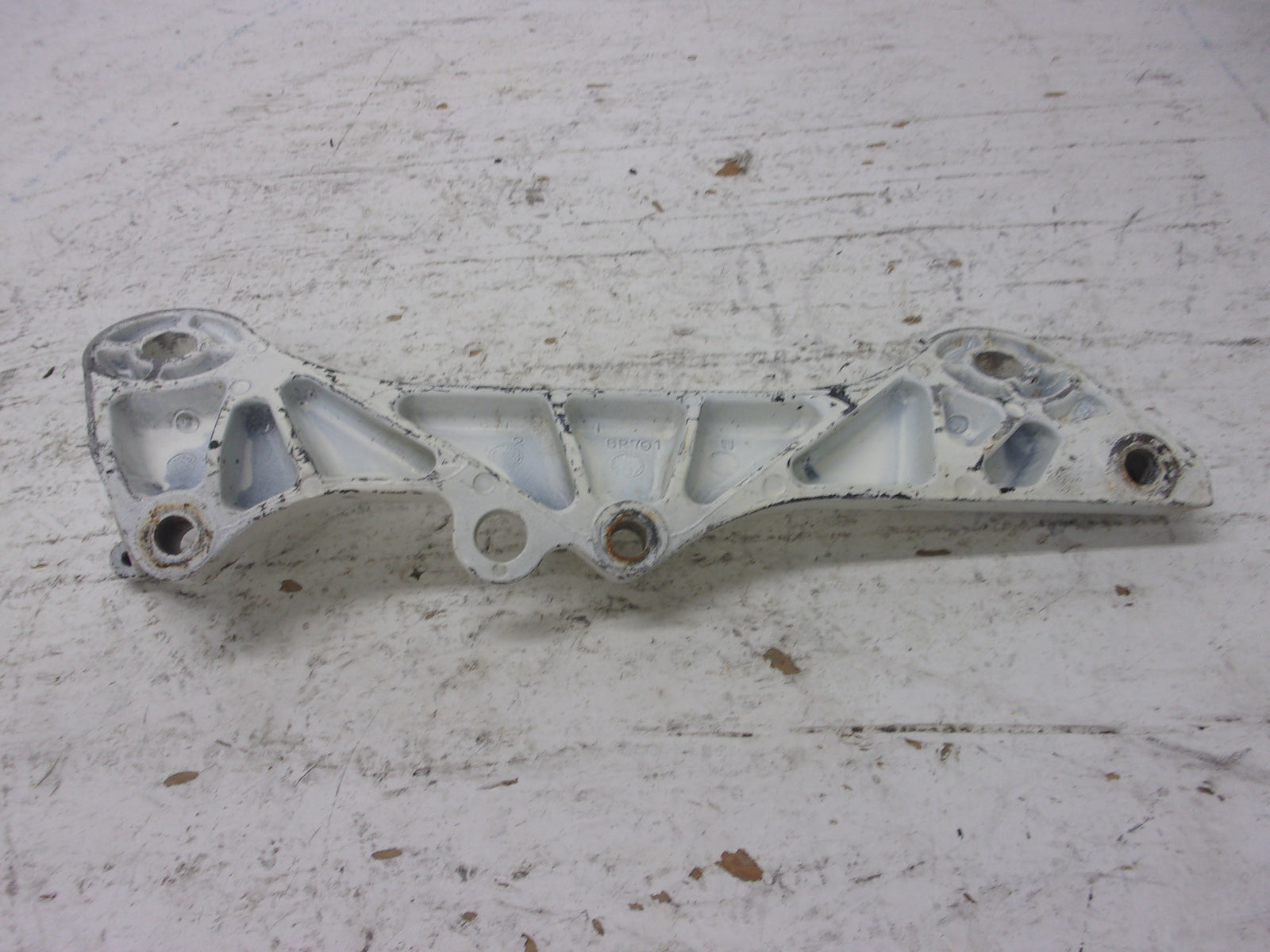 Yamaha Waverunner 1990-1998 WR WVT WB VXR OEM Engine Bracket # 6R7-21425-00-94