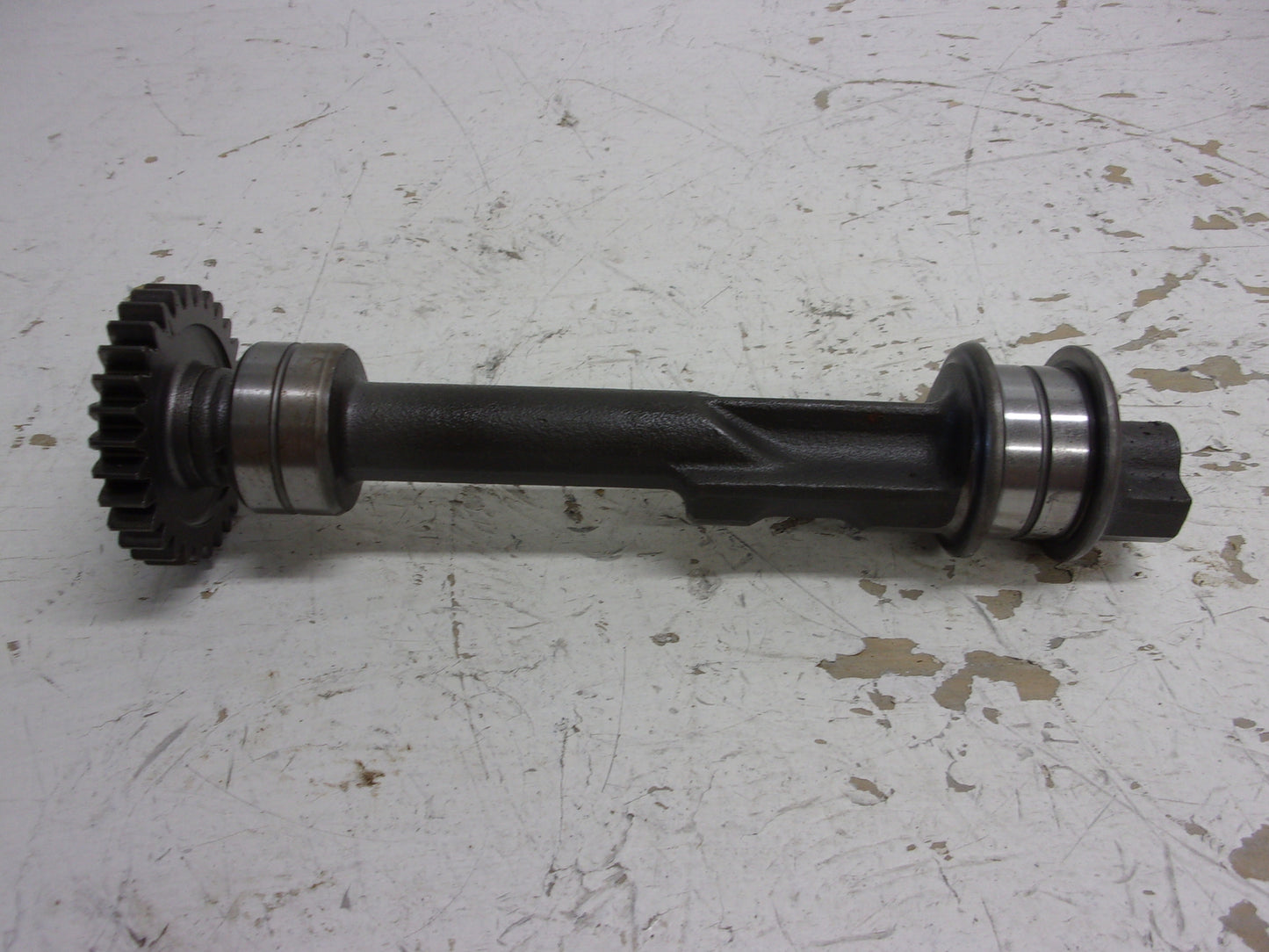 Honda  Aquatraxx 2002-2007 R-12 R-12X F-12 F-12X RH Balancer Shaft 13411-HW1-670