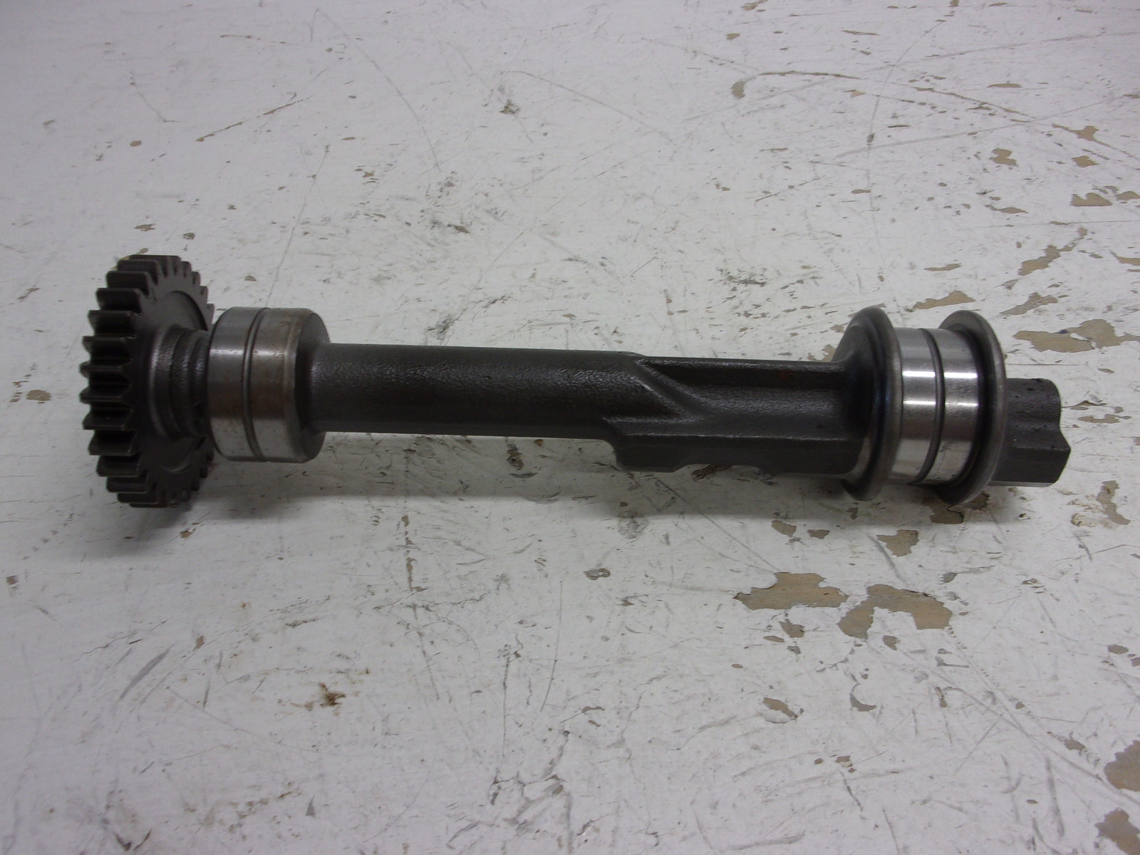 Honda  Aquatraxx 2002-2007 R-12 R-12X F-12 F-12X RH Balancer Shaft 13411-HW1-670
