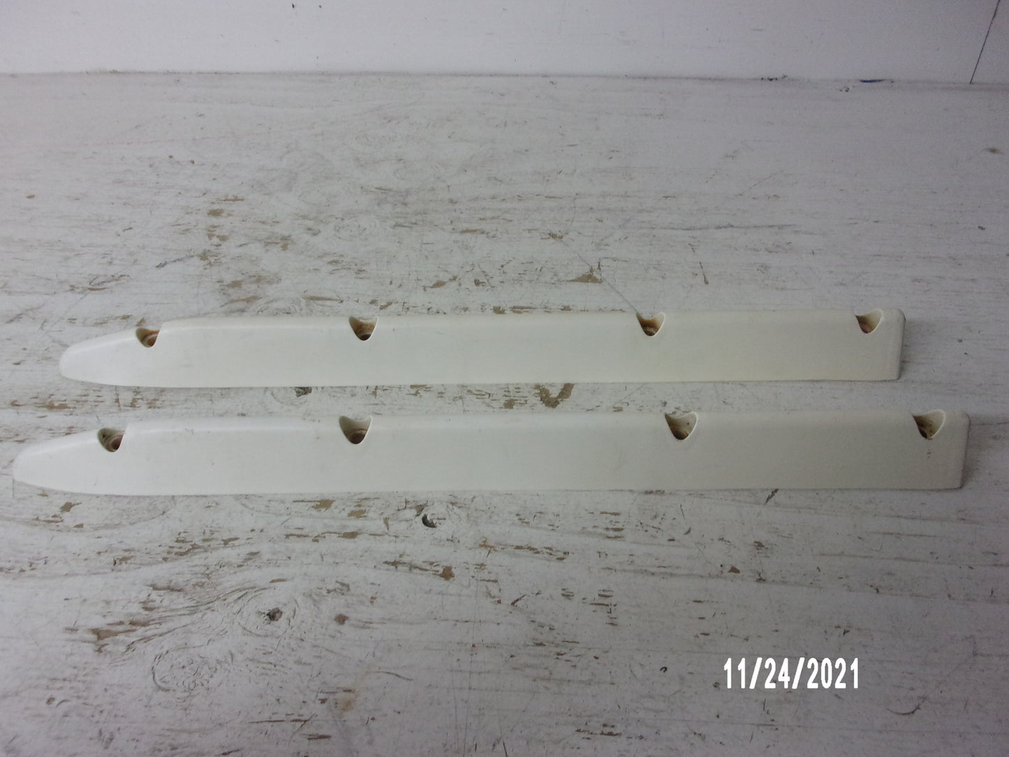 Kawasaki Jet Ski 1995 ZXI OEM White Stabilizer Set Part# 59437-3708-8U