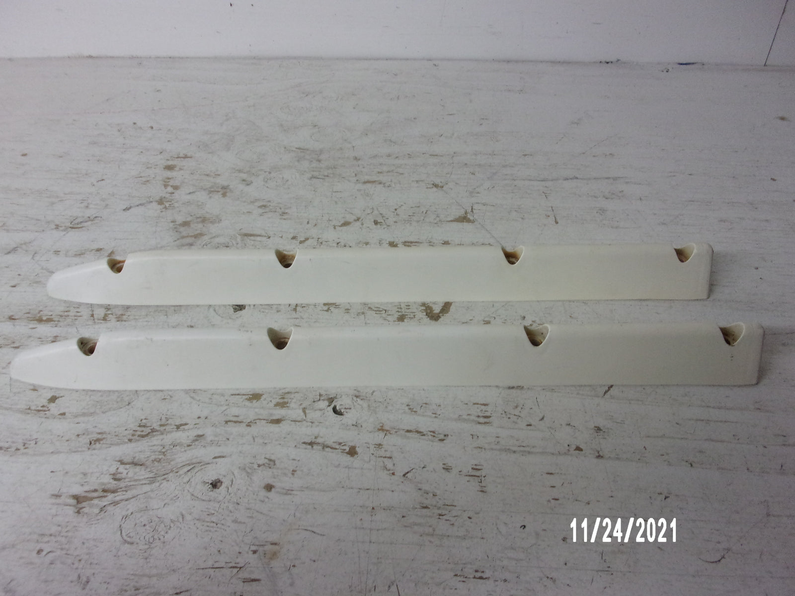 Kawasaki Jet Ski 1995 ZXI OEM White Stabilizer Set Part# 59437-3708-8U