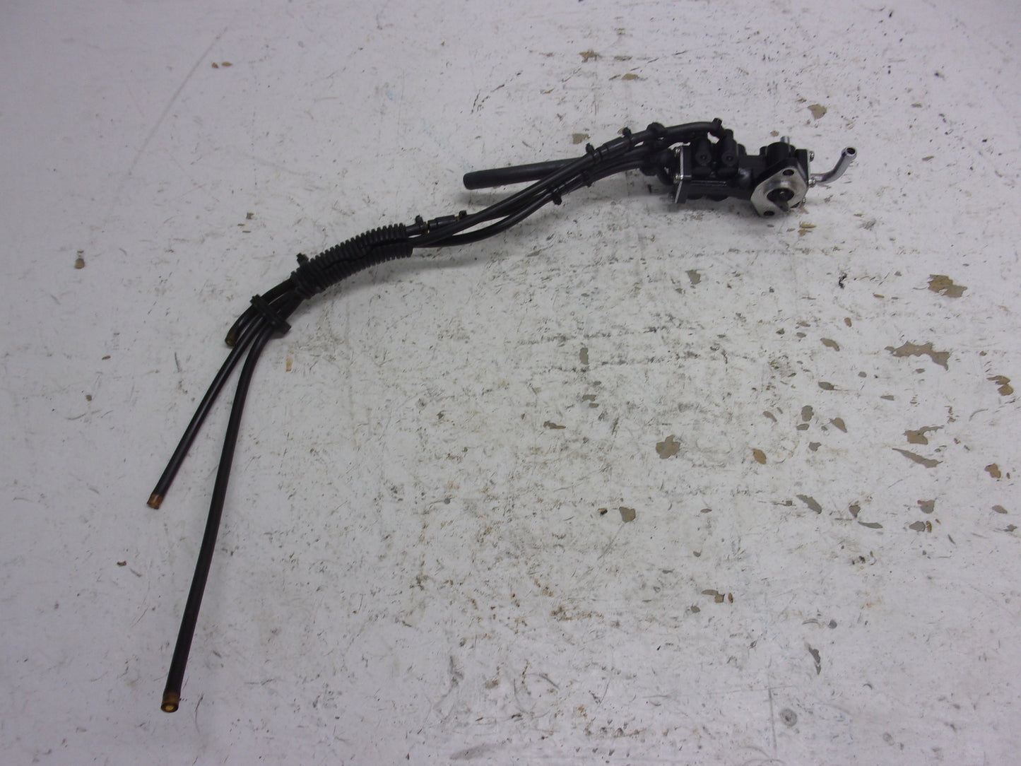 Yamaha PWC 1996-1997 WaveVenture 1100 OEM Oil Injection Pump # 64T-13200-00-00