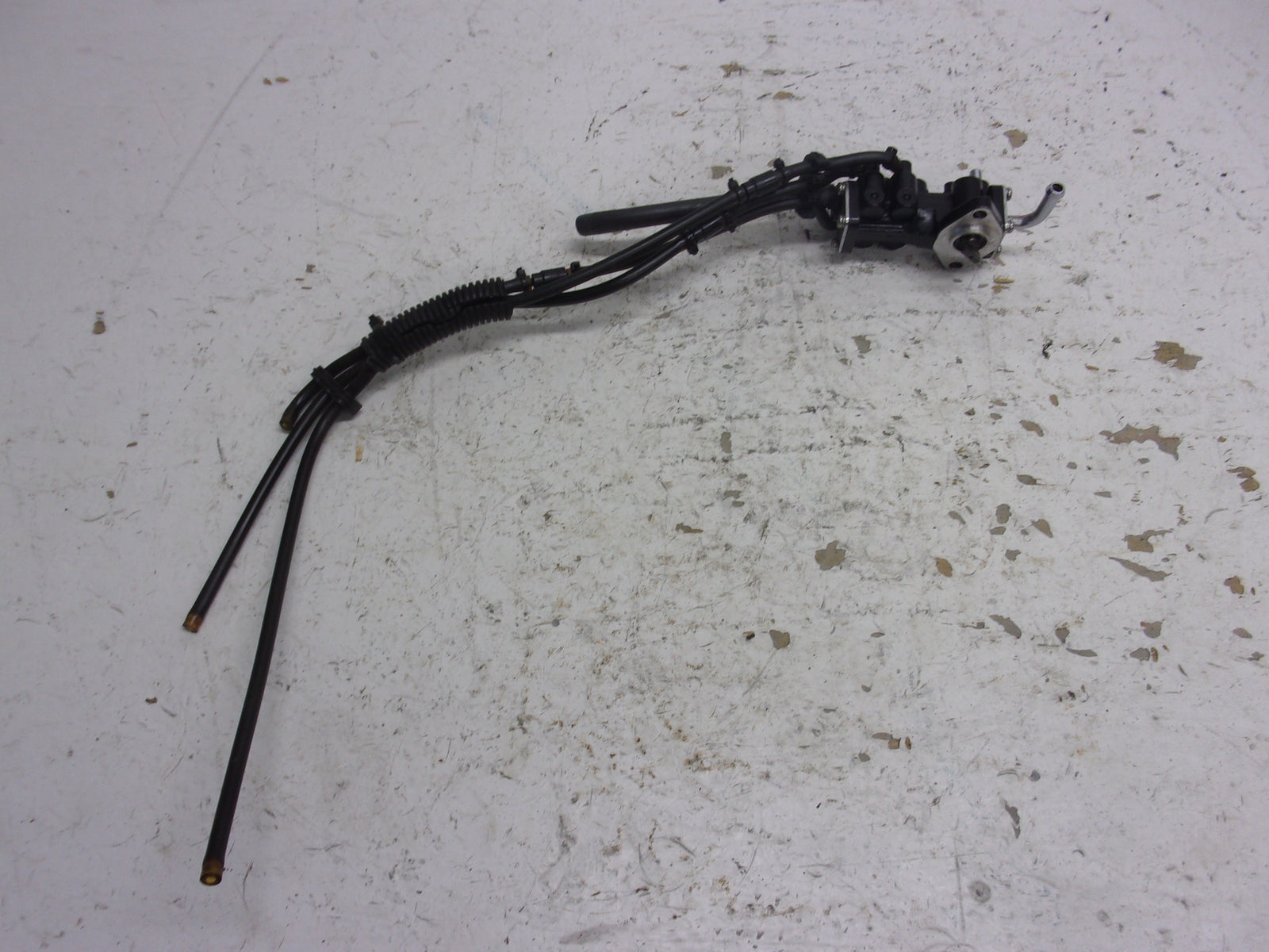 Yamaha PWC 1996-1997 WaveVenture 1100 OEM Oil Injection Pump # 64T-13200-00-00