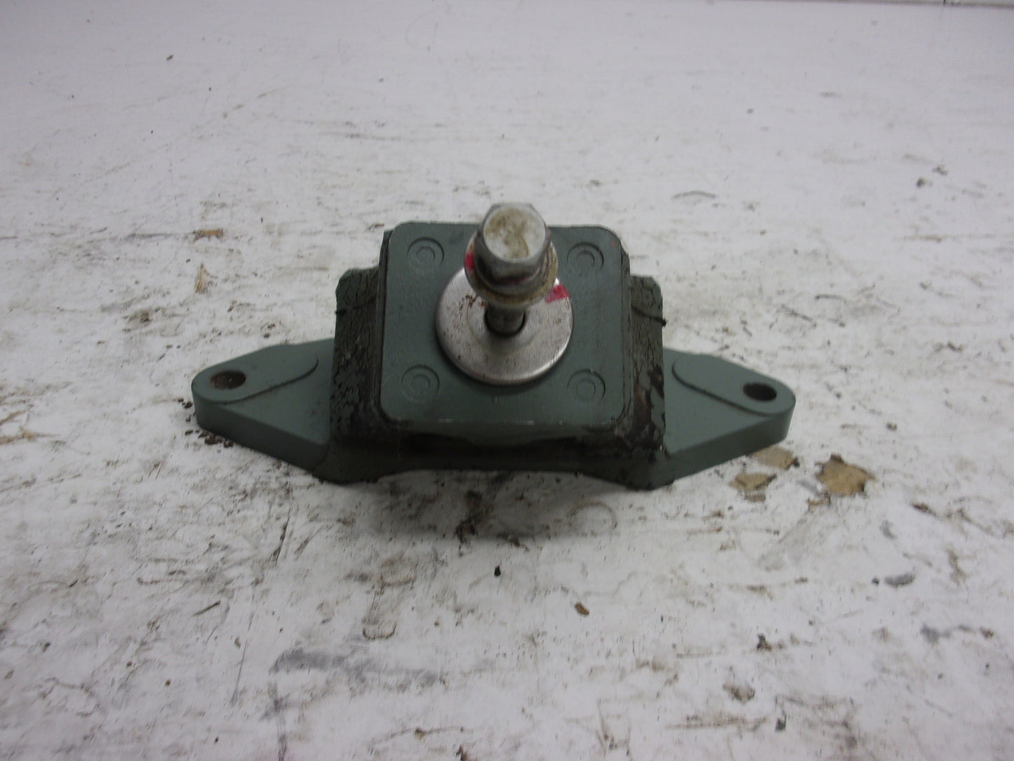 Yamaha Waverunner 1999-2001 XL 1200 OEM Engine Mount Set Part# 66V-44517-00-8P