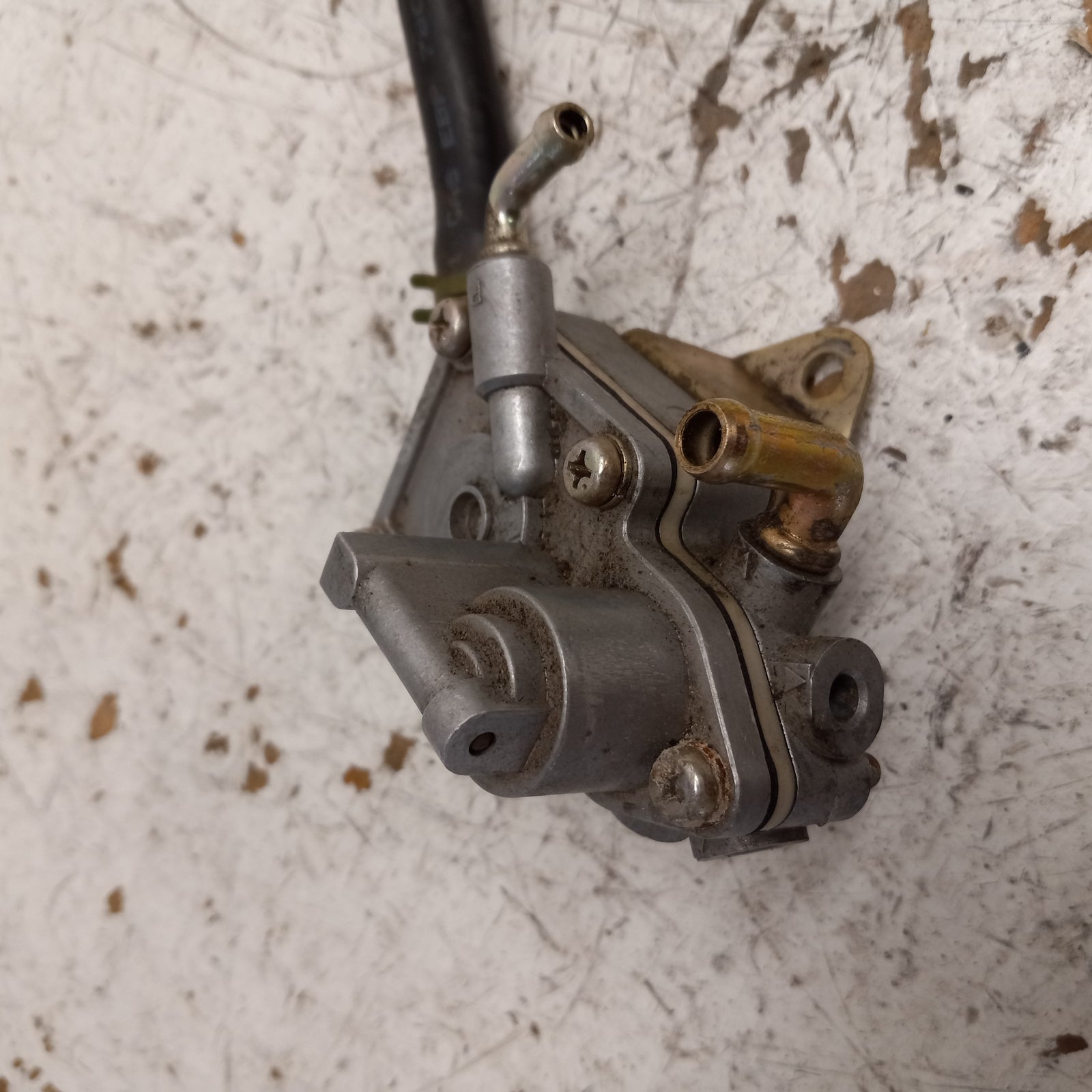 Ski-Doo Snowmobile 2001-2003 MX Z Summit OEM Fuel Pump Assembly Part# 403901806