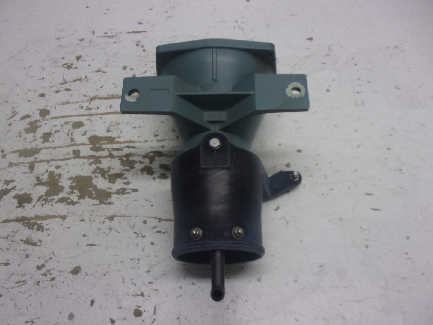Yamaha WaveRunner 1990-1996 WaveRunner 3 OEM Pump & Nozzle Part# 6R8-51318-00-5B