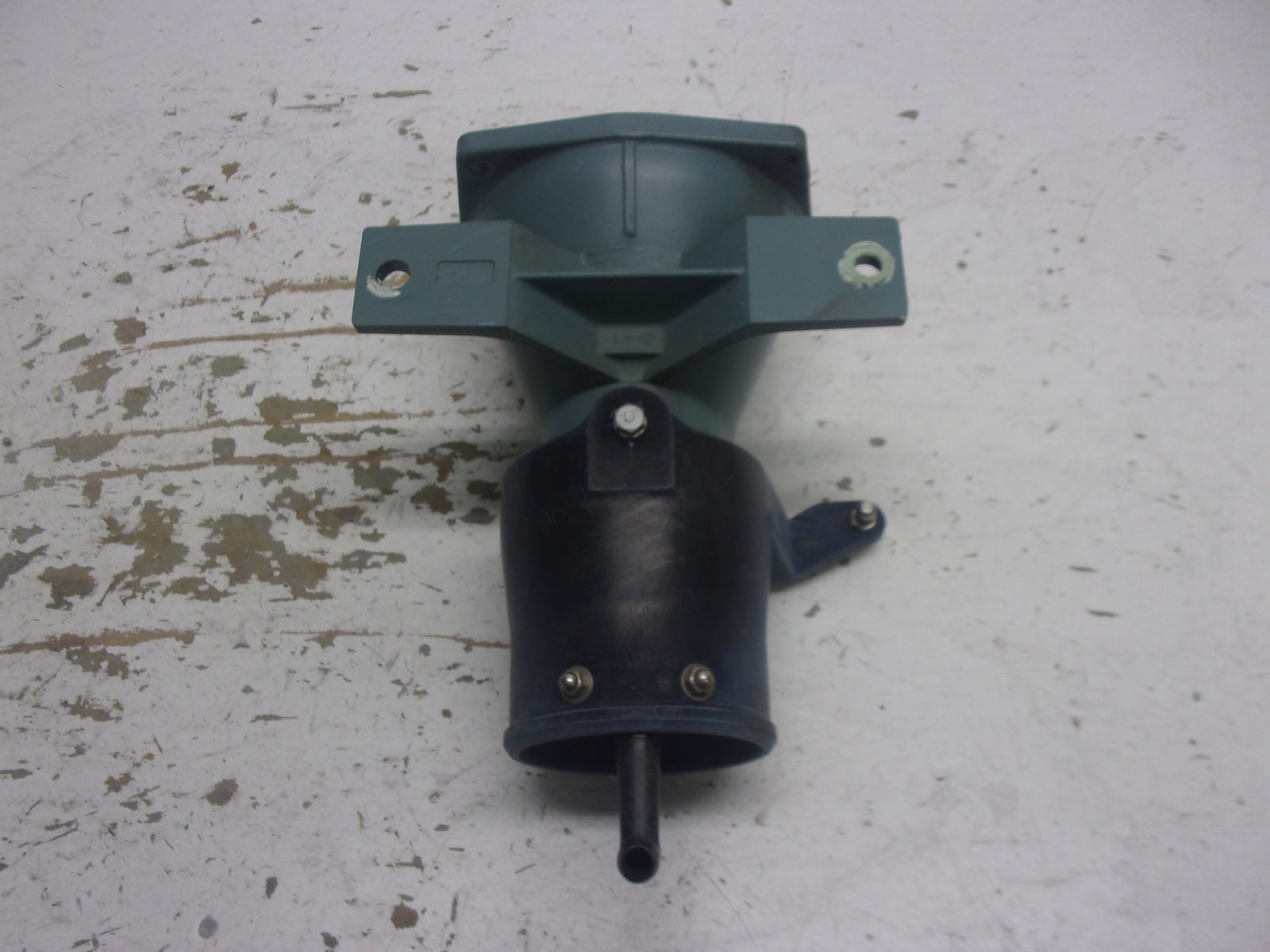 Yamaha WaveRunner 1990-1996 WaveRunner 3 OEM Pump & Nozzle Part# 6R8-51318-00-5B