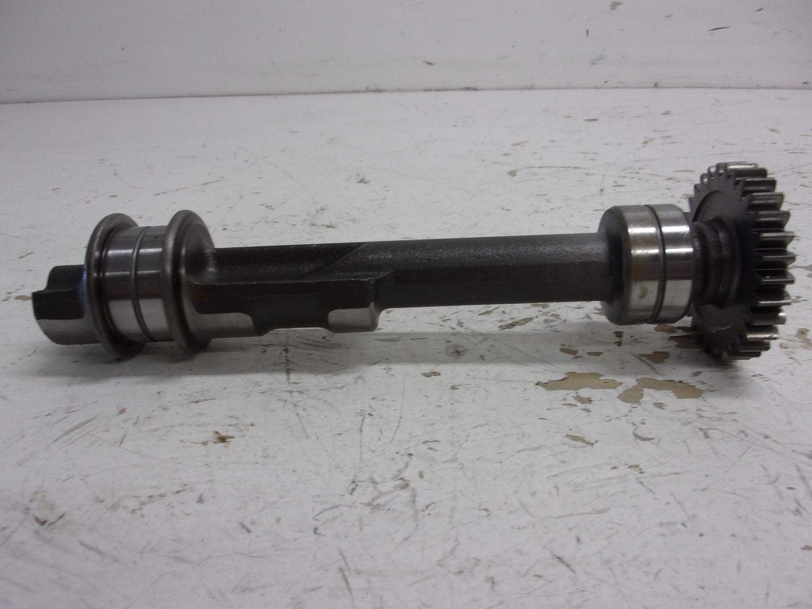 Honda  Aquatraxx 2002-2007 R-12 R-12X F-12 F-12X RH Balancer Shaft 13411-HW1-670