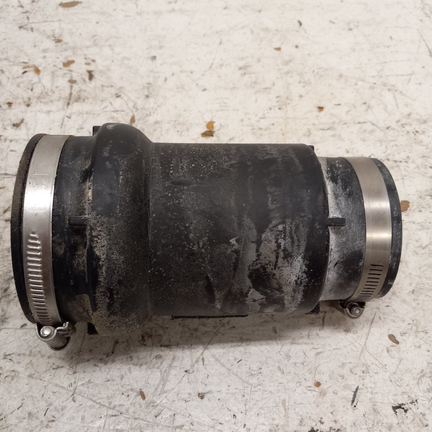 Yamaha Waverunner 2000-2004 GP XL XA XLT 800 OEM Exhaust Outlet 67A-14752-00-00
