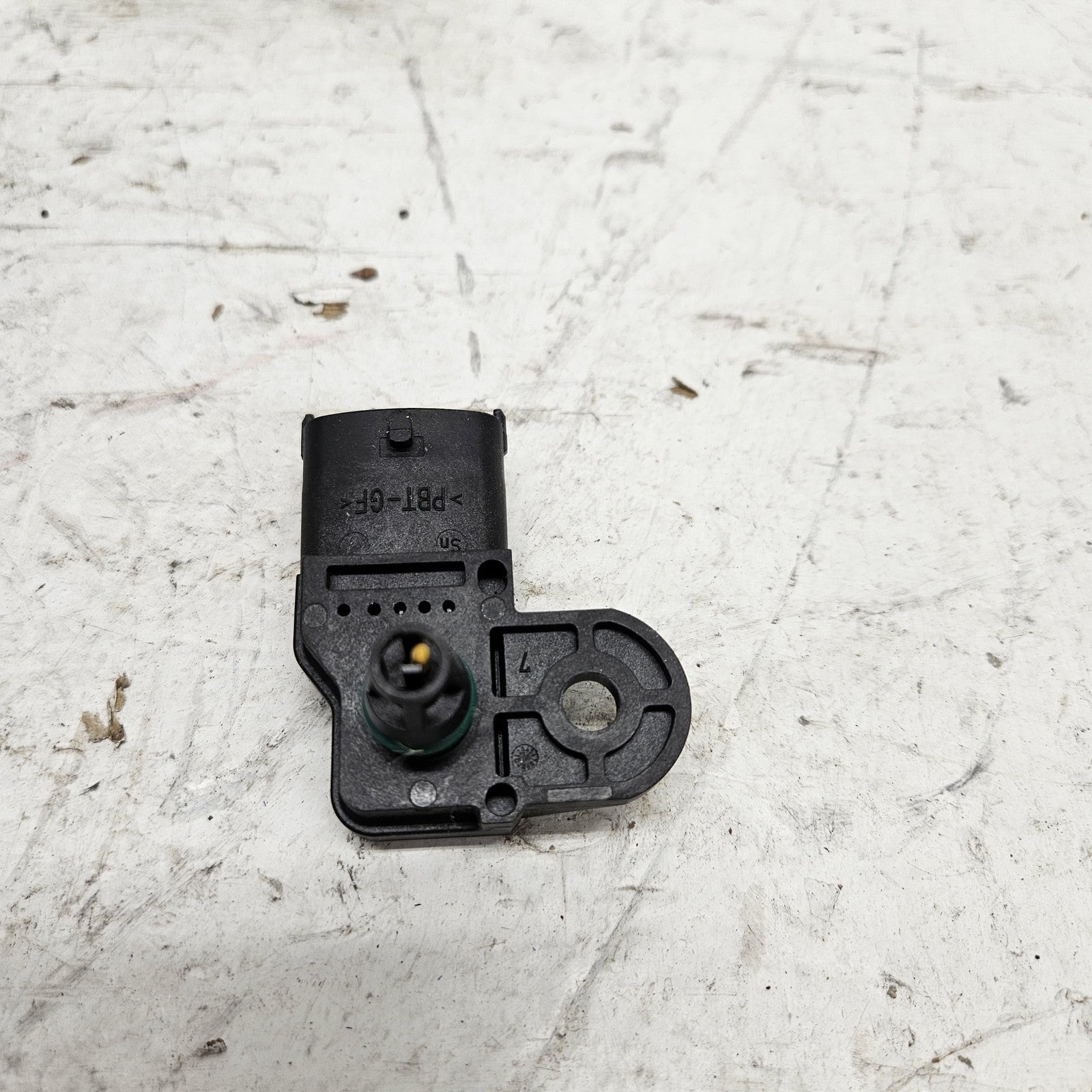 Can-Am Roadster 2011-2022 Ryker F3 RT OEM Pressure & Temp Sensor Part# 707000995
