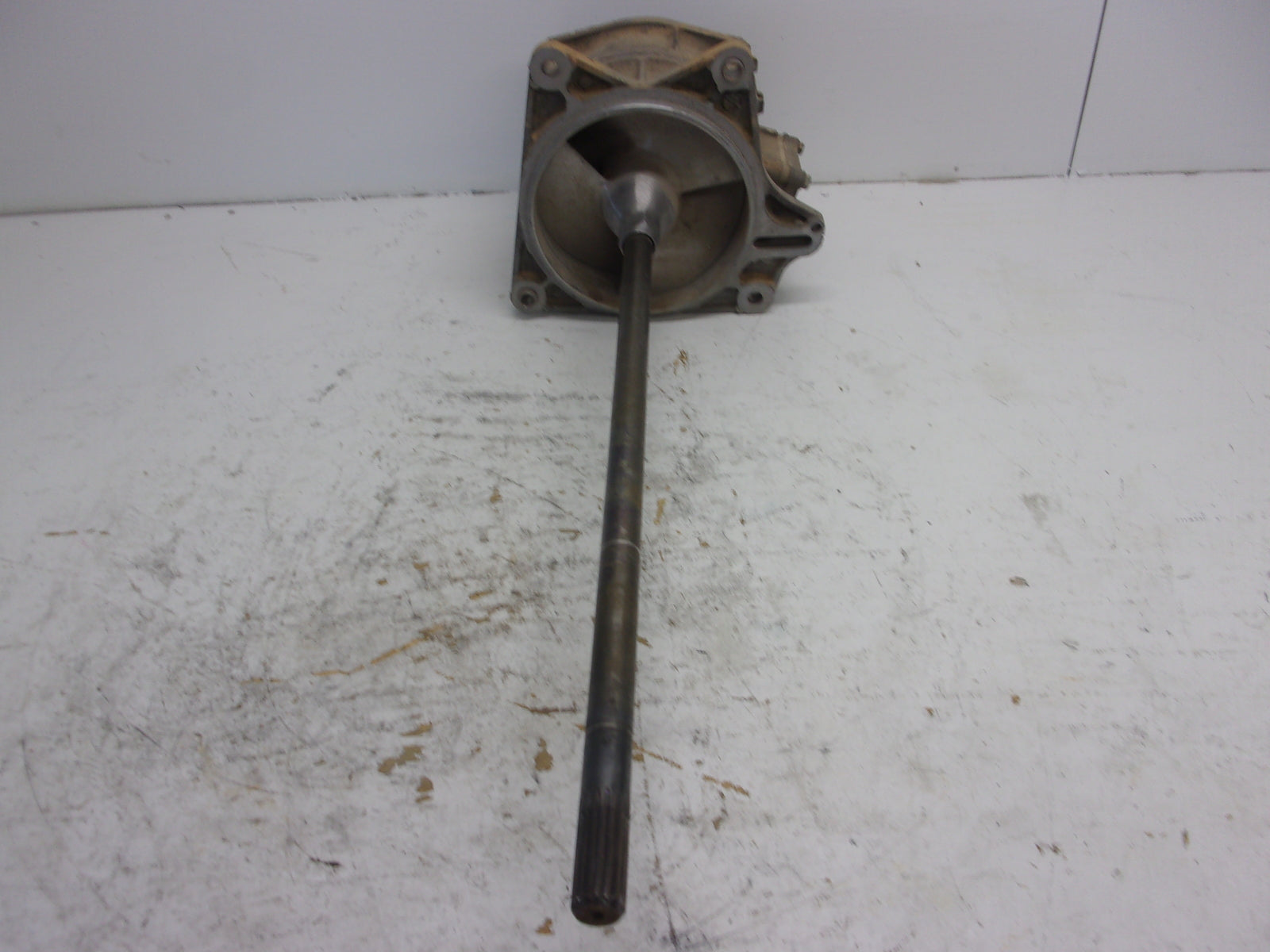 Yamaha WaveRunner 1999-2001 XL GP1200 OEM Prop + Shaft + Housing 66V-R1321-00-00
