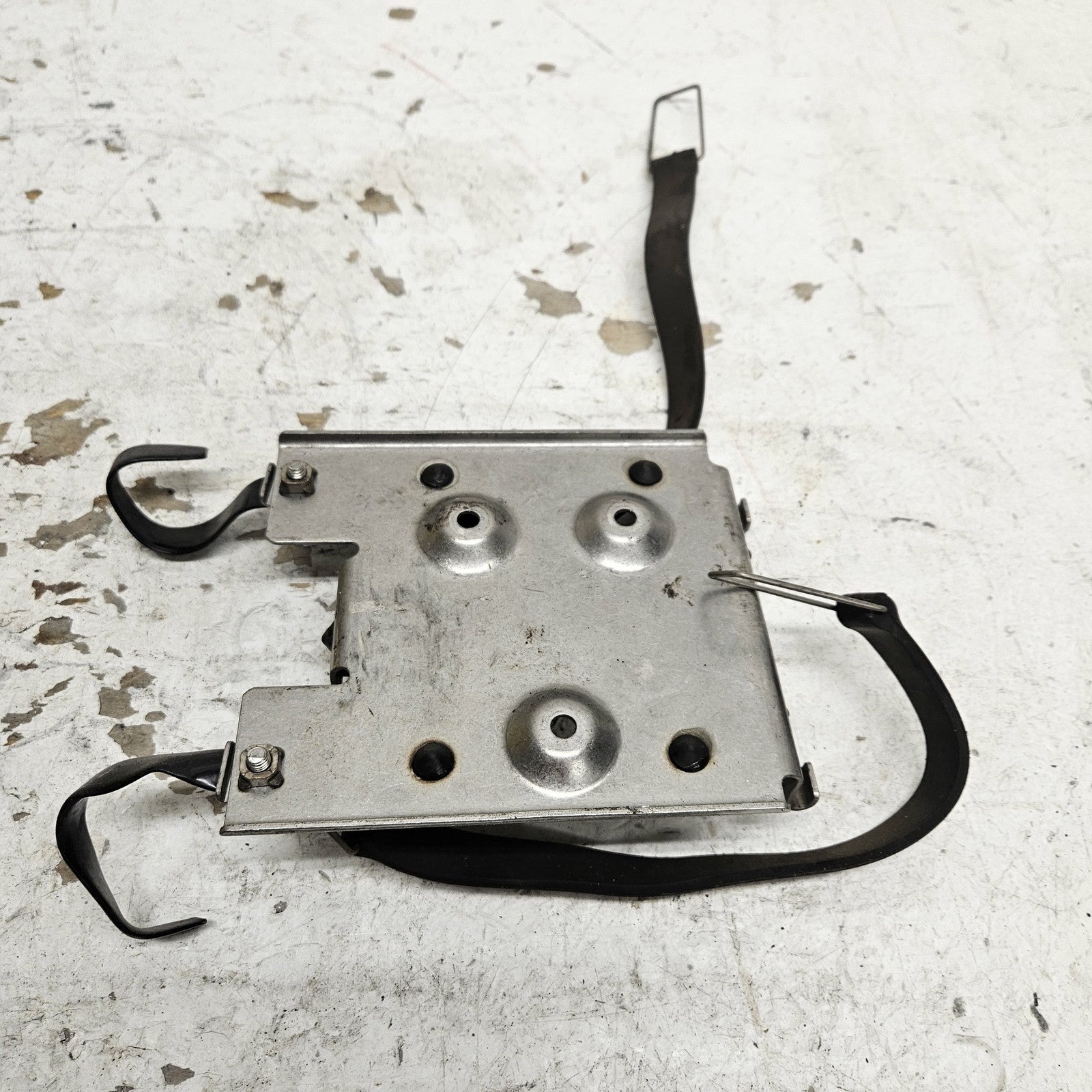 Kawasaki Jet Ski 1994-1997 ZXI 750-1100 Oil Tank Bracket + Straps # 11048-3773