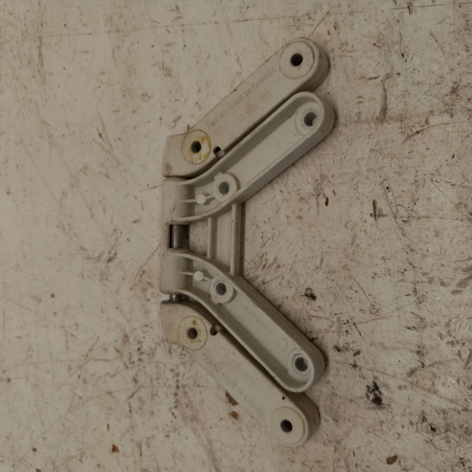 Sea Doo Bombardier 2000-2002 GTX XP LRV OEM White Hood Hinge Set Part 269700038
