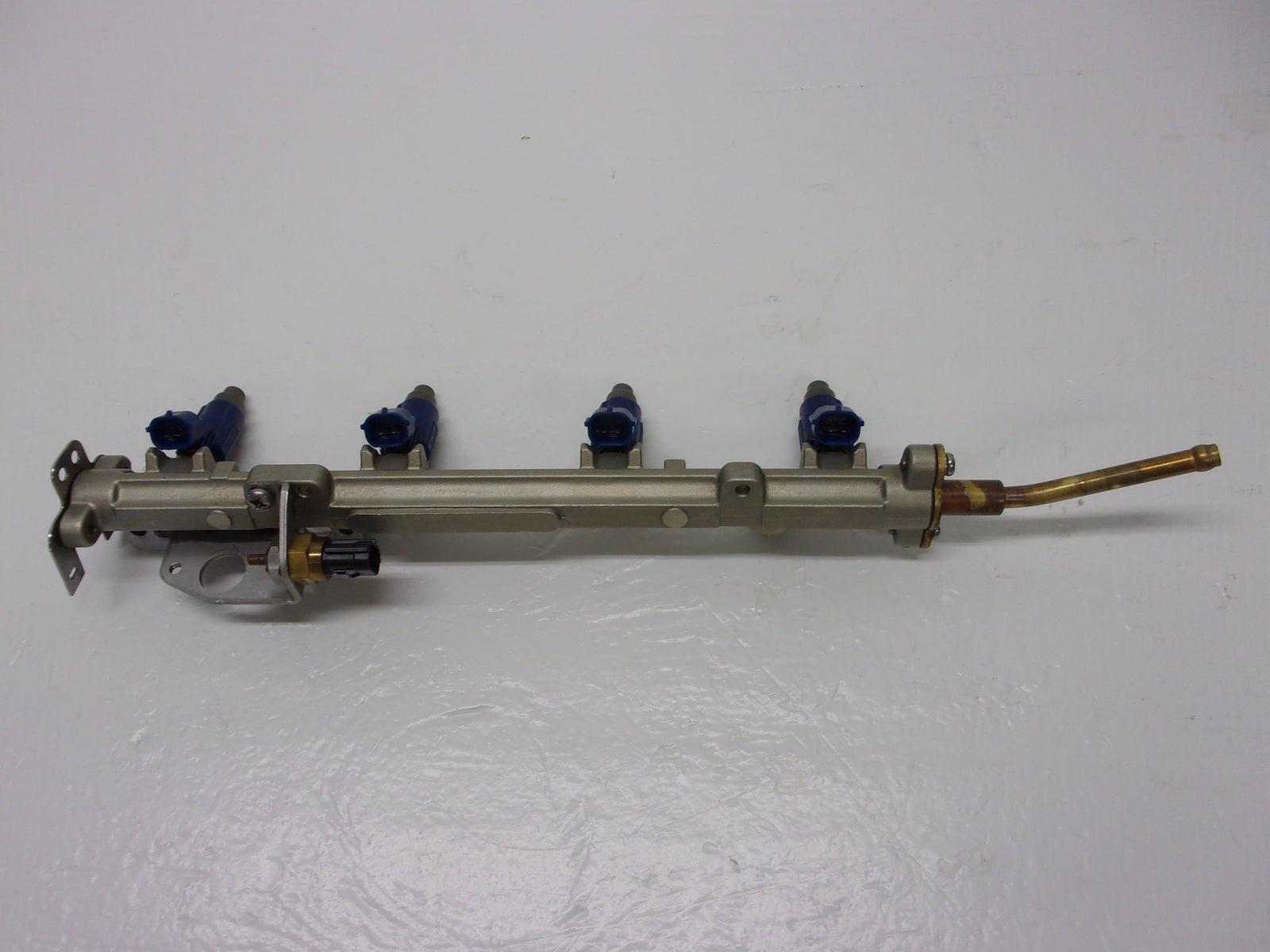 Yamaha WaveRunner 2002-2003 FX FX140 OEM Fuel Rail + Injectors # 60E-13761-00-00