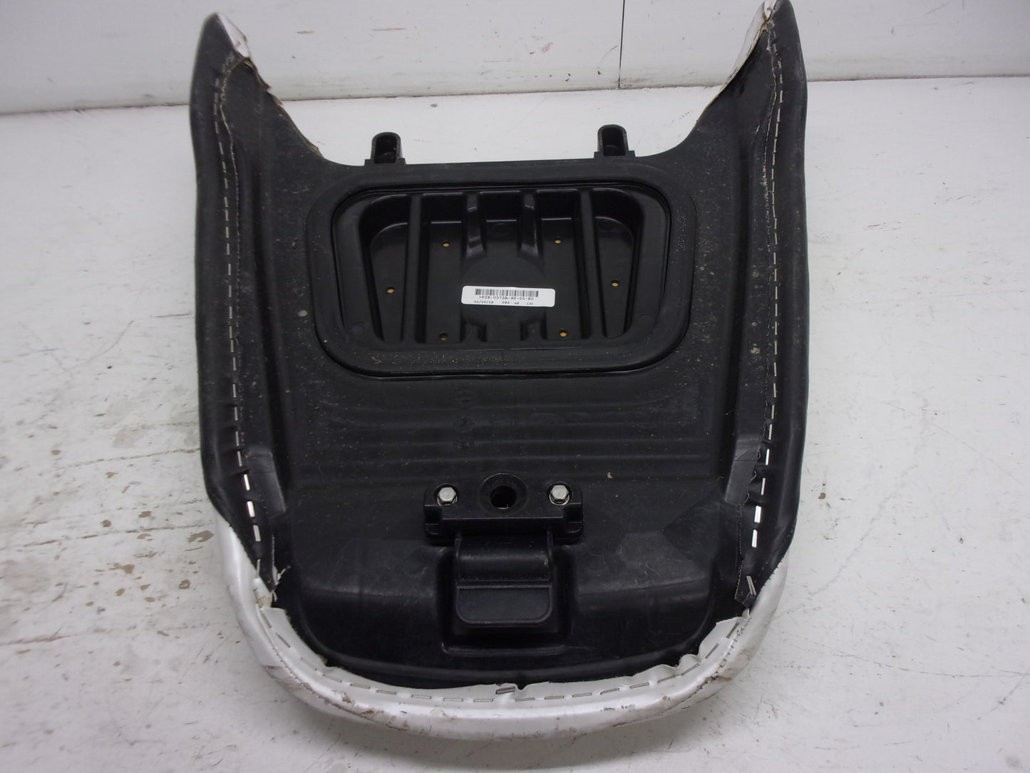 Yamaha WaveRunner 2017-2019 VX Cruiser/Deluxe OEM Passenger Seat F2X-U372A-90-00