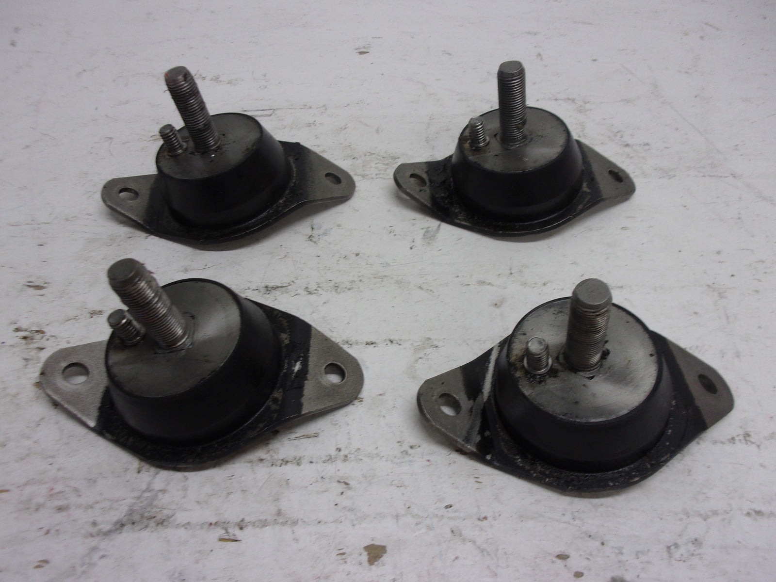 Polaris PWC Watercraft 1996-1999 SLTX SL SLX SLT OEM Engine Mount Set # 3110055