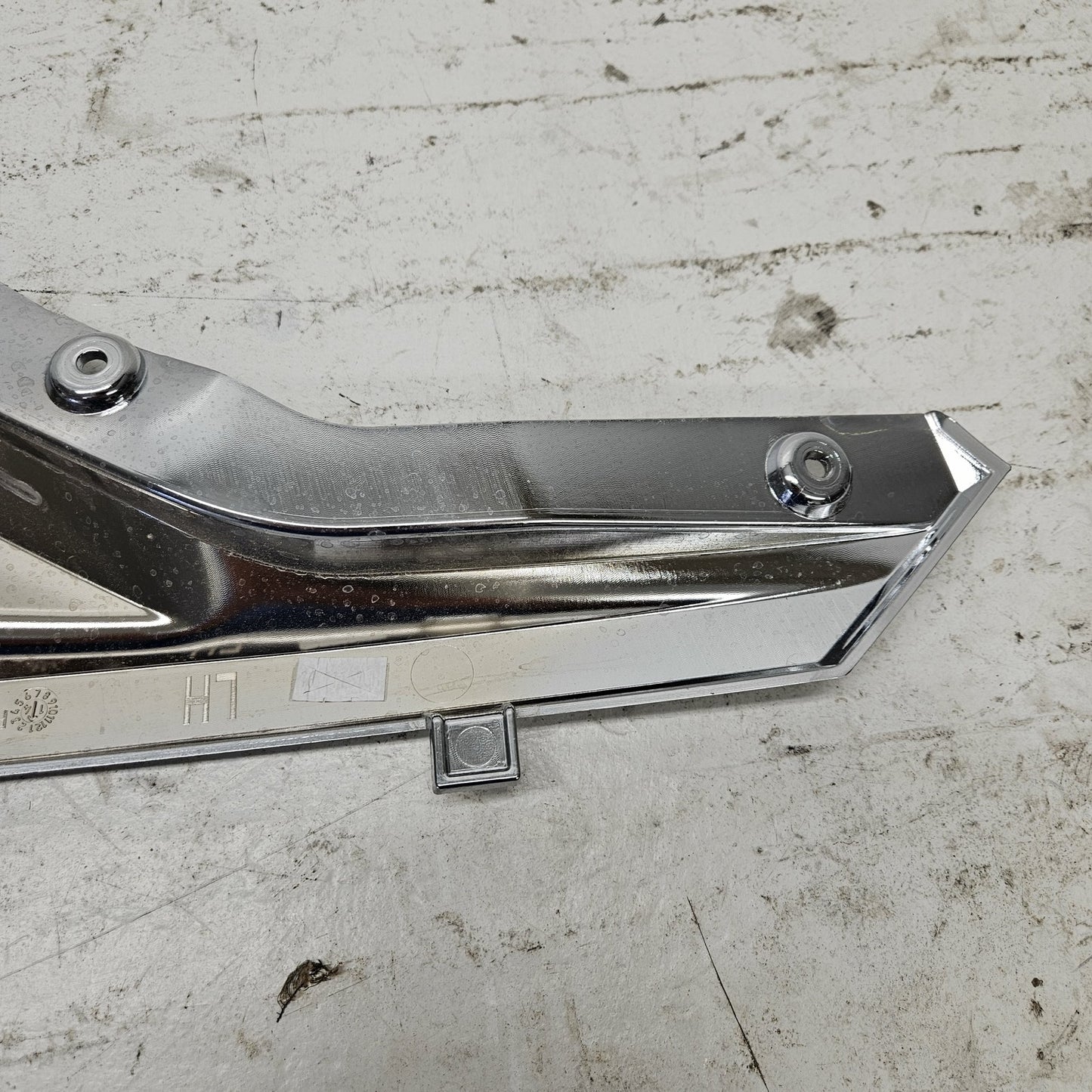 Yamaha WaveRunner 2015-2019 VX VXS VXR LH Chrome Trim + Insert F3P-U377F-00-00