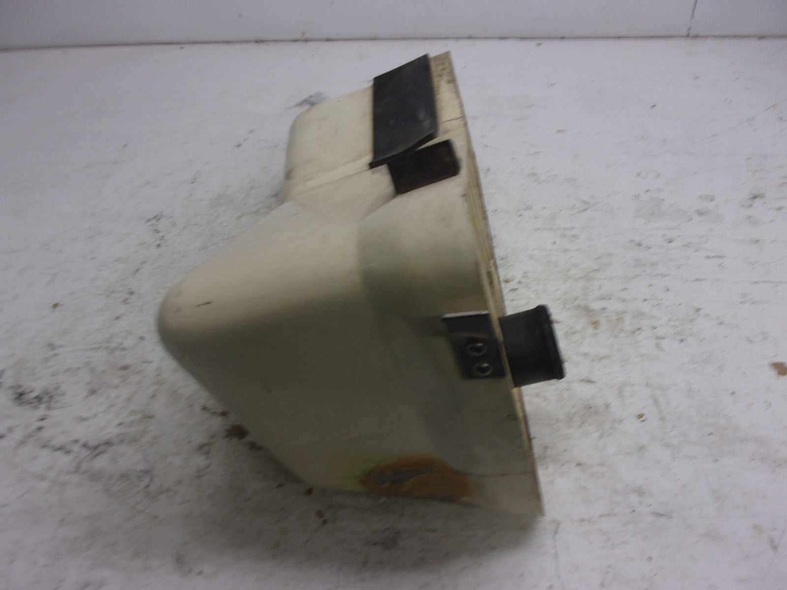 Yamaha Waverunner 1989-1993 Wave Runner 500 OEM Water Lock Box EU0-67550-03-00