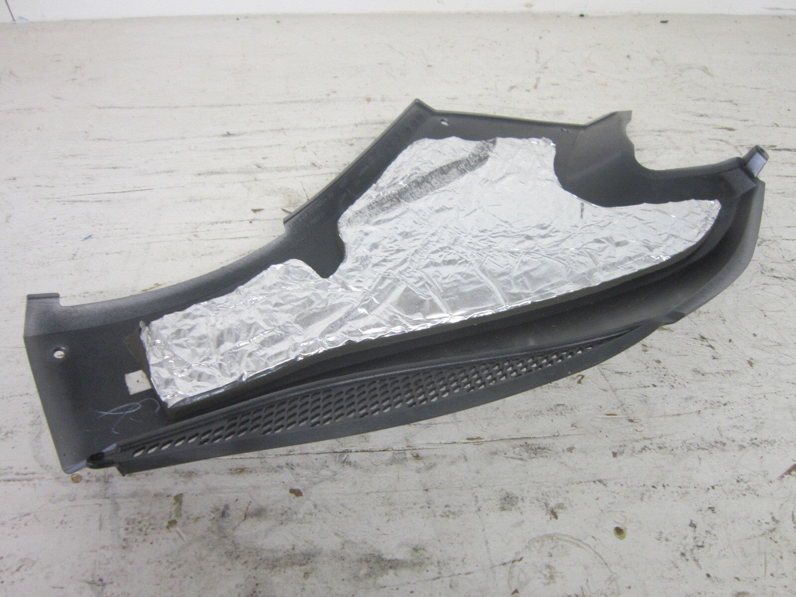 Can-Am Roadster 2012-2013 Spyder RS ST OEM Silver Left Side Panel # 705006260