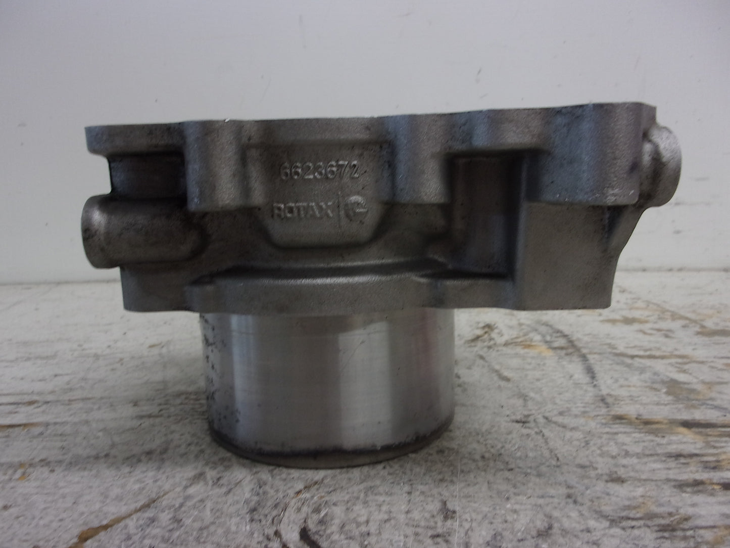 Can-Am Roadster 2011-2016 Spyder RS ST RT OEM Standard Cylinder Part# 420623912