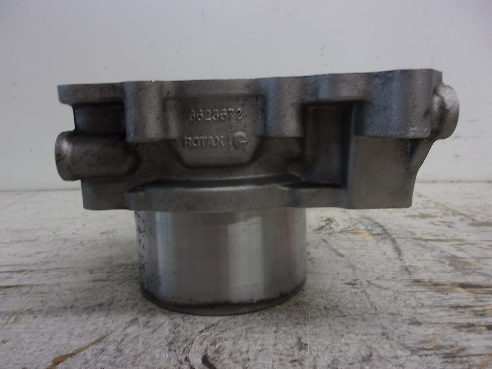 Can-Am Roadster 2011-2016 Spyder RS ST RT OEM Standard Cylinder Part# 420623912