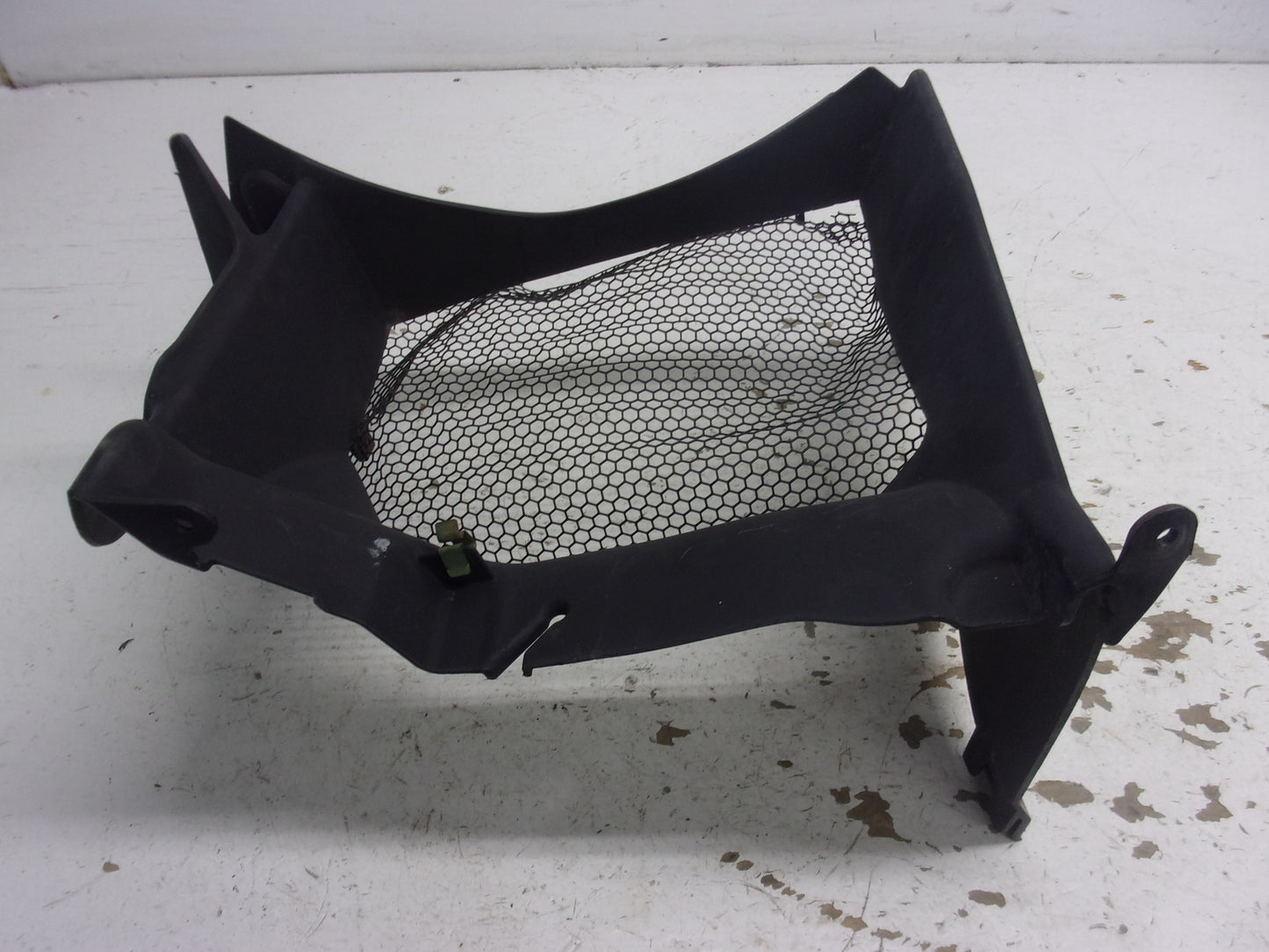 Can-Am Roadster 2008-2010 Spyder RS GS OEM Left Radiator Hub Cap Part# 705001485