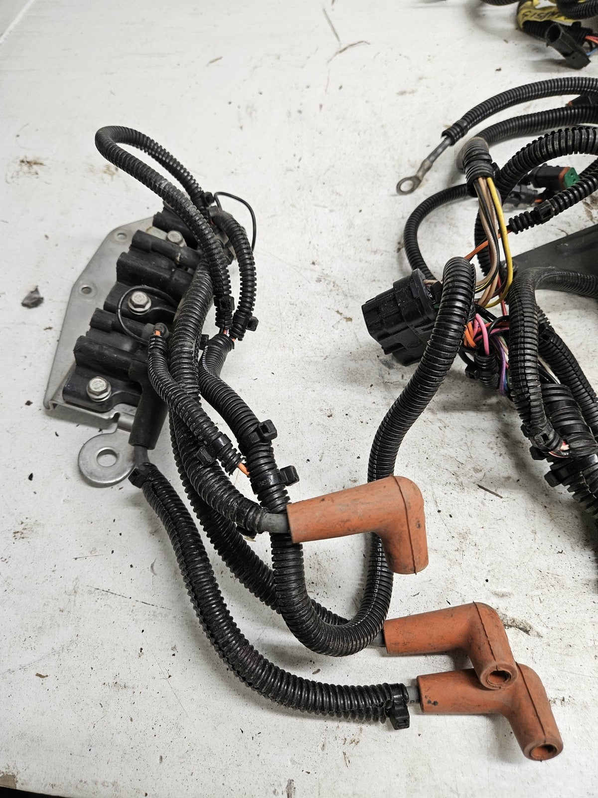 Polaris 2001 Genesis I-4Pass EFI Complete Electrical Box + Harness 4010379
