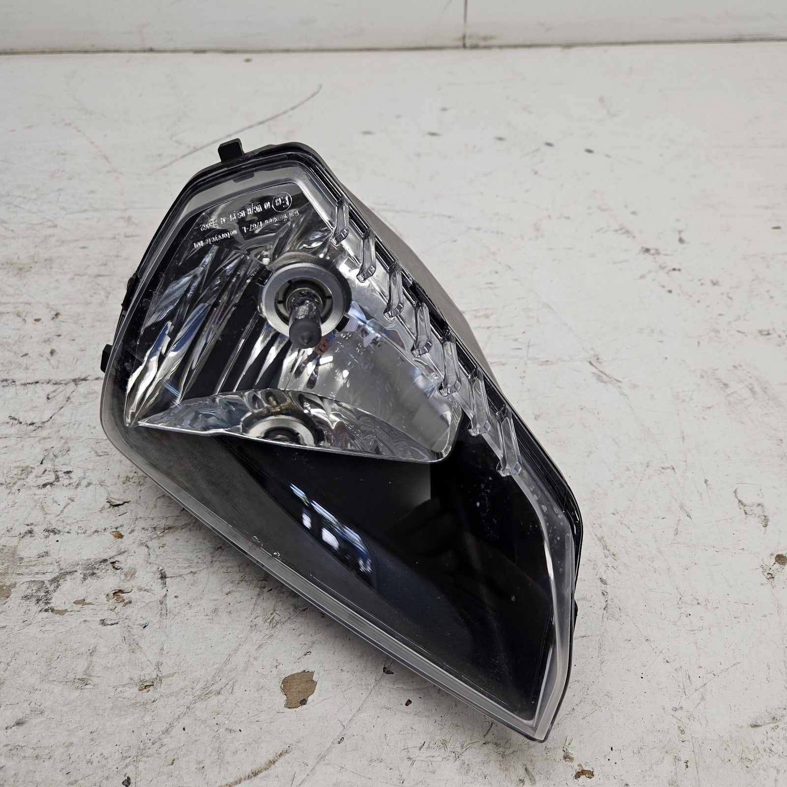 Can-Am Roadster 2019-2021 Ryker OEM Right Headlight Assembly Part# 710005637