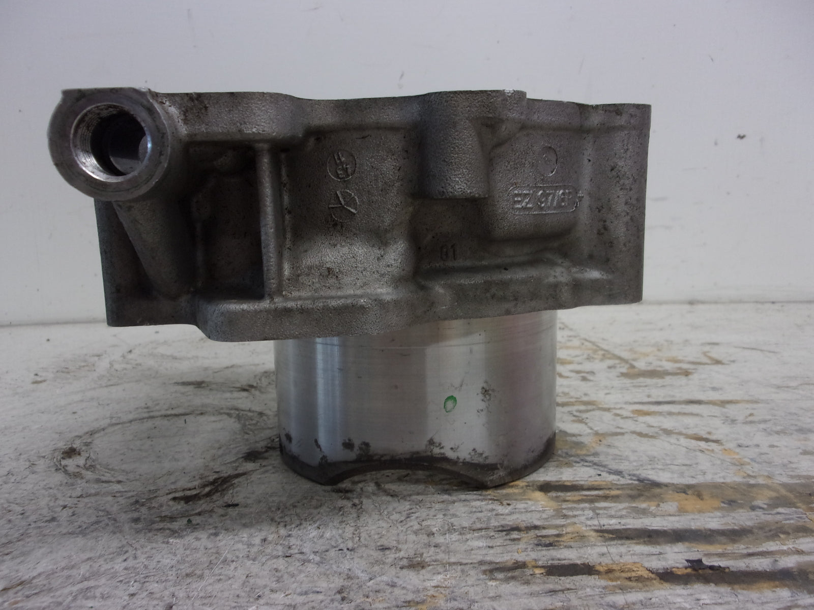 Can-Am Roadster 2011-2016 Spyder RS ST RT OEM Standard Cylinder Part 420623912